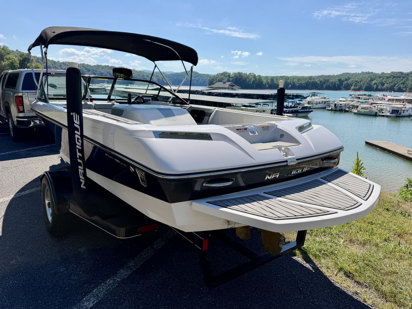 2011 Correct Craft Ski Nautique 200 OB - Photo 29