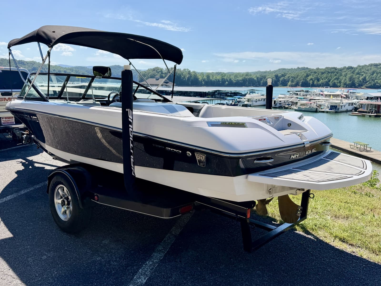2011 Correct Craft Ski Nautique 200 OB - Photo 17