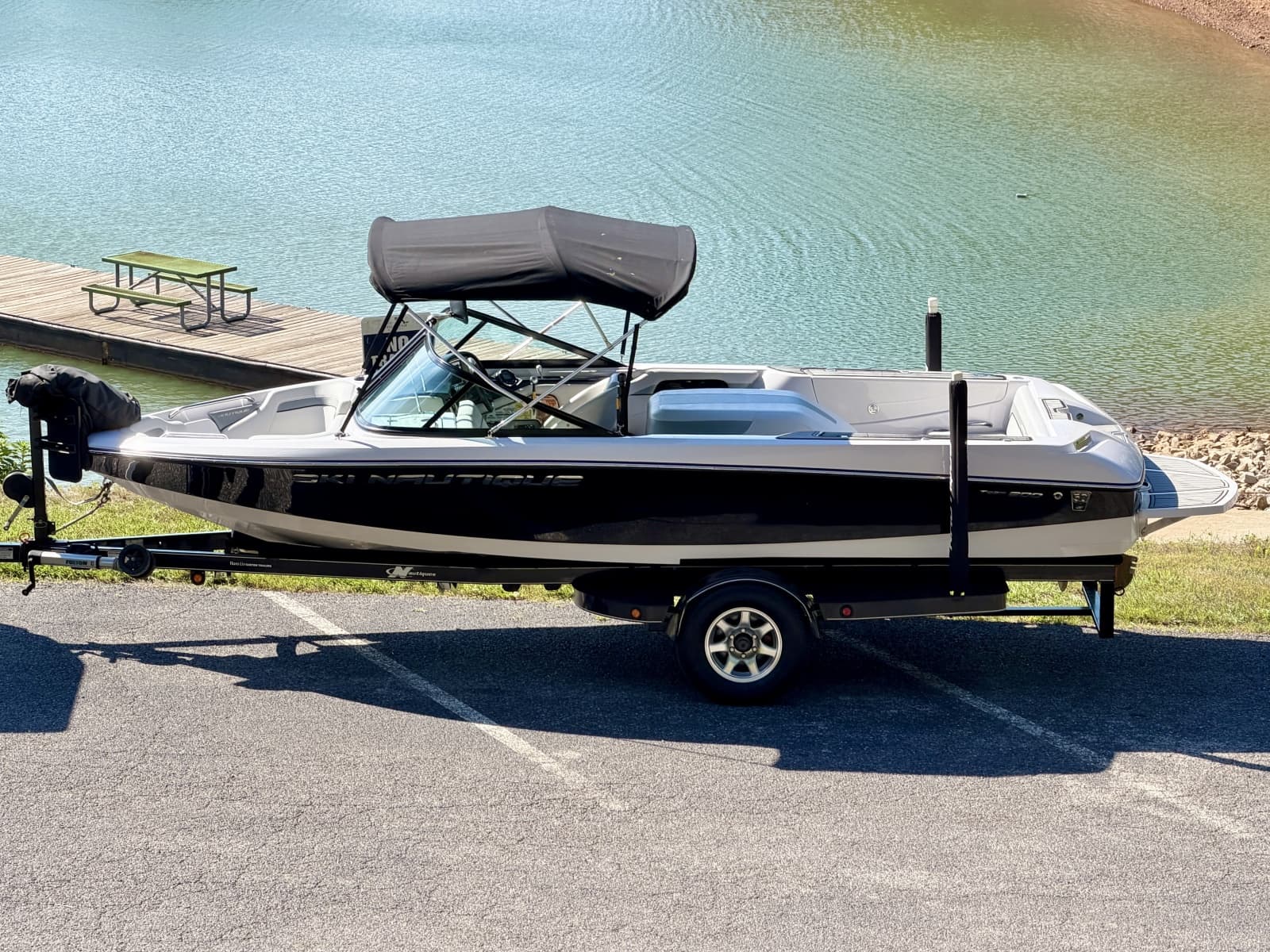 2011 Correct Craft Ski Nautique 200 OB - Photo 1