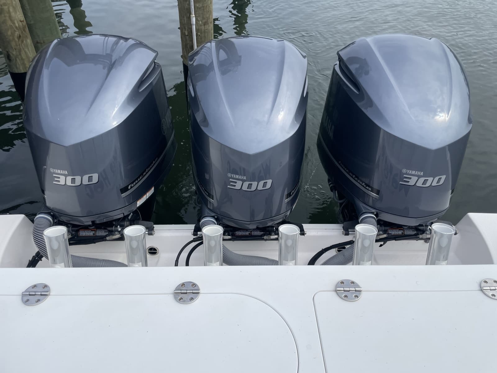 2015 Everglades 355CCX - Photo 4