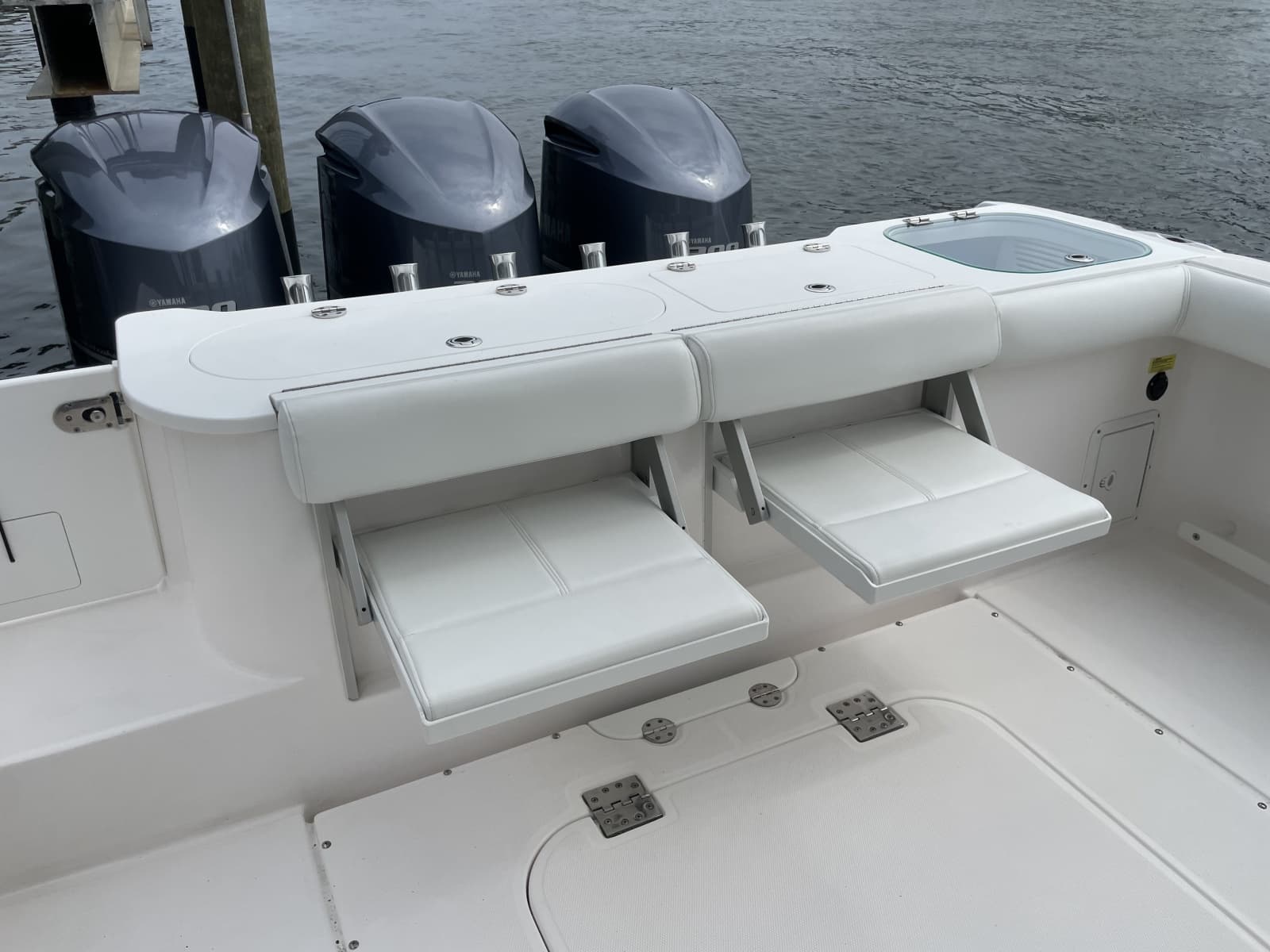 2015 Everglades 355CCX - Photo 5