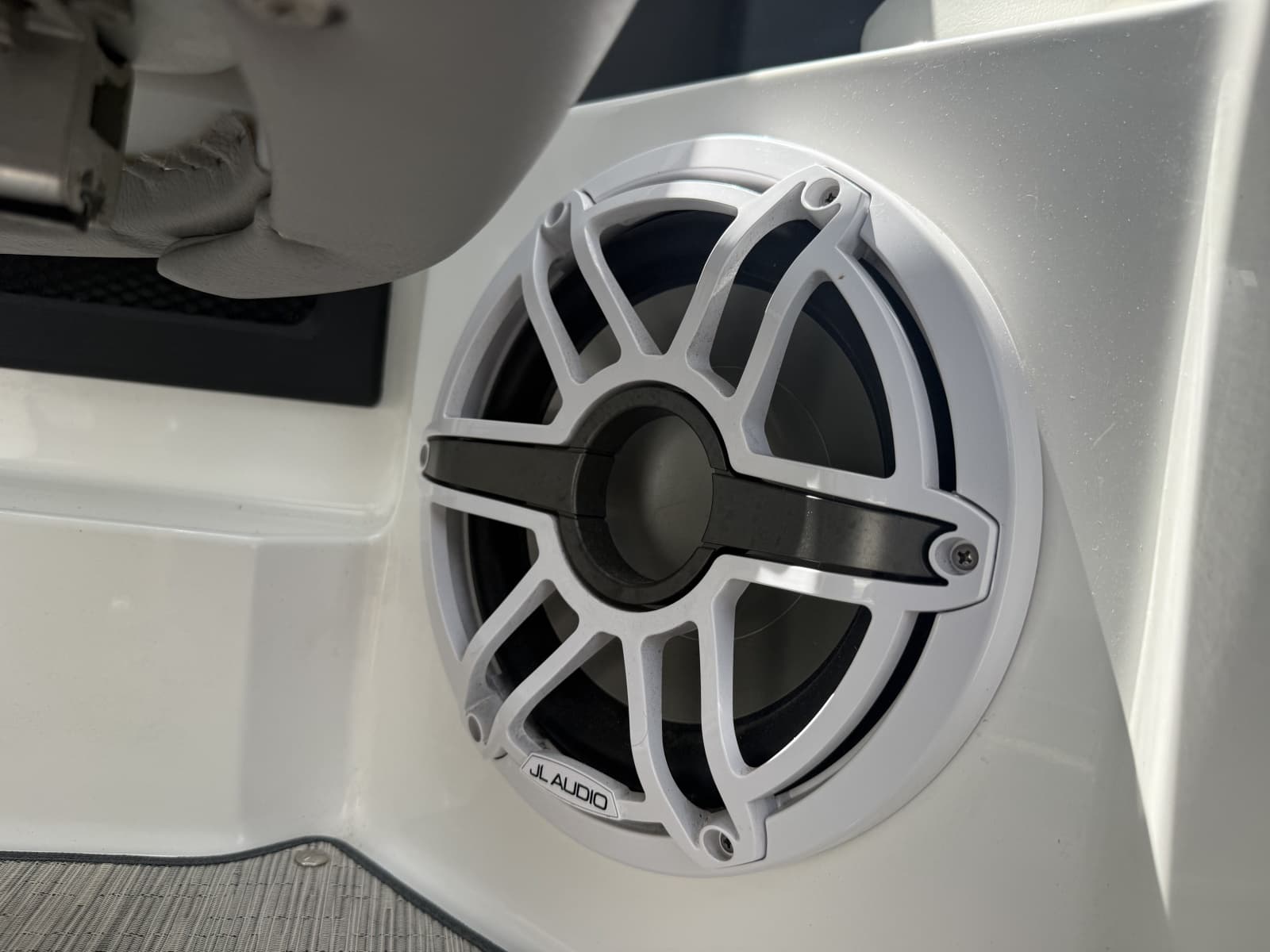 2023 Cobalt R8 - Photo 25