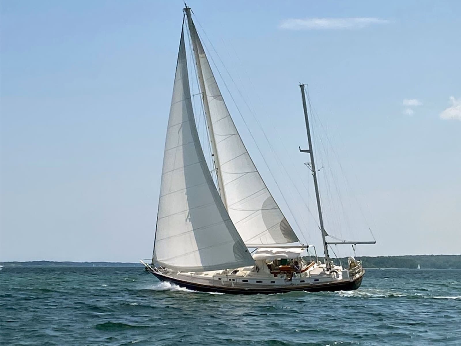 1988 Little Harbor 53 - Photo 4