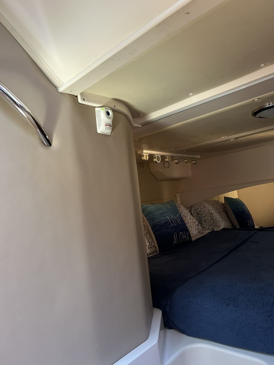2007 Grady-White Express 360 - Photo 15