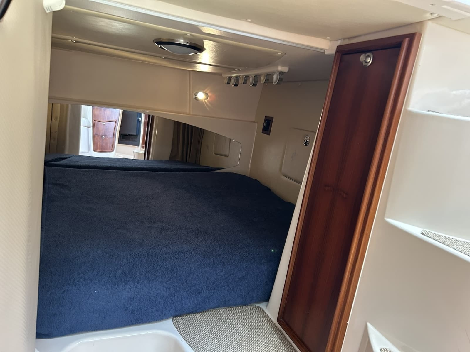 2007 Grady-White Express 360 - Photo 21