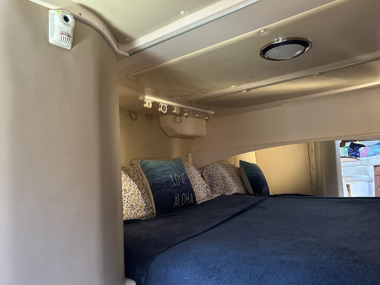 2007 Grady-White Express 360 - Photo 18