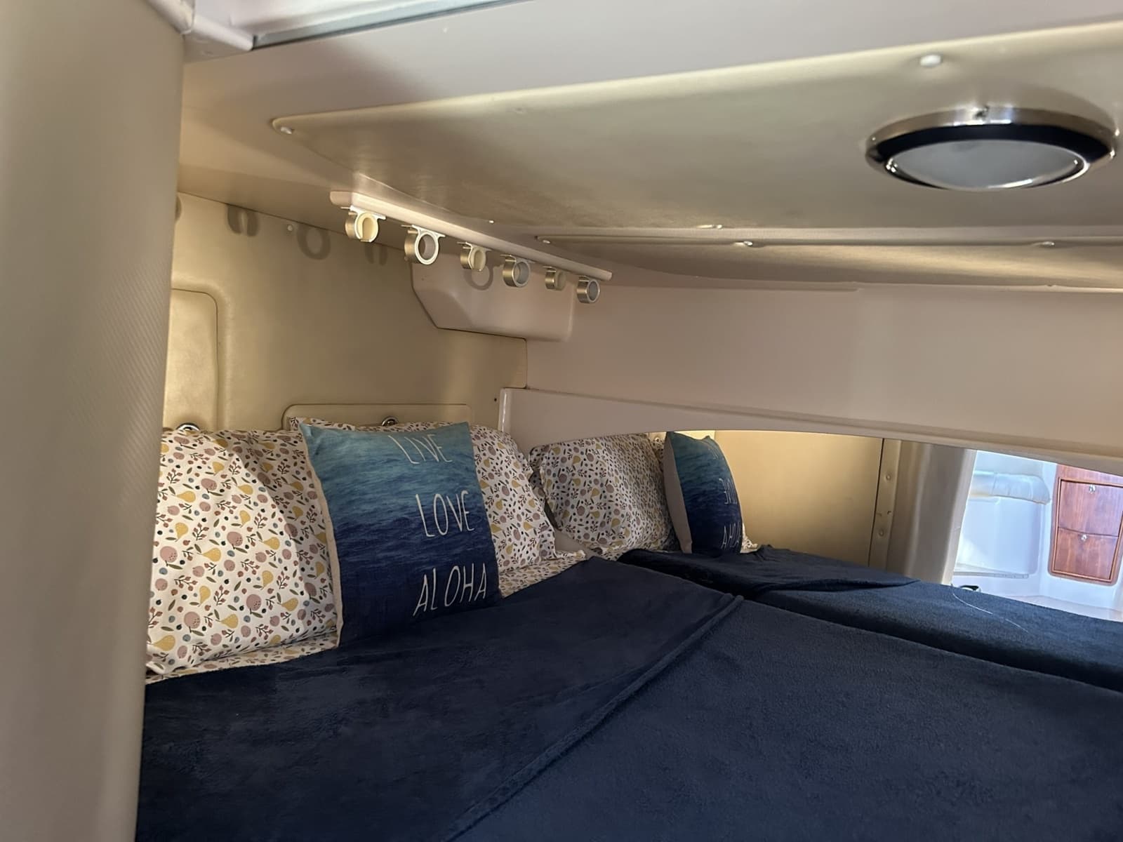2007 Grady-White Express 360 - Photo 20