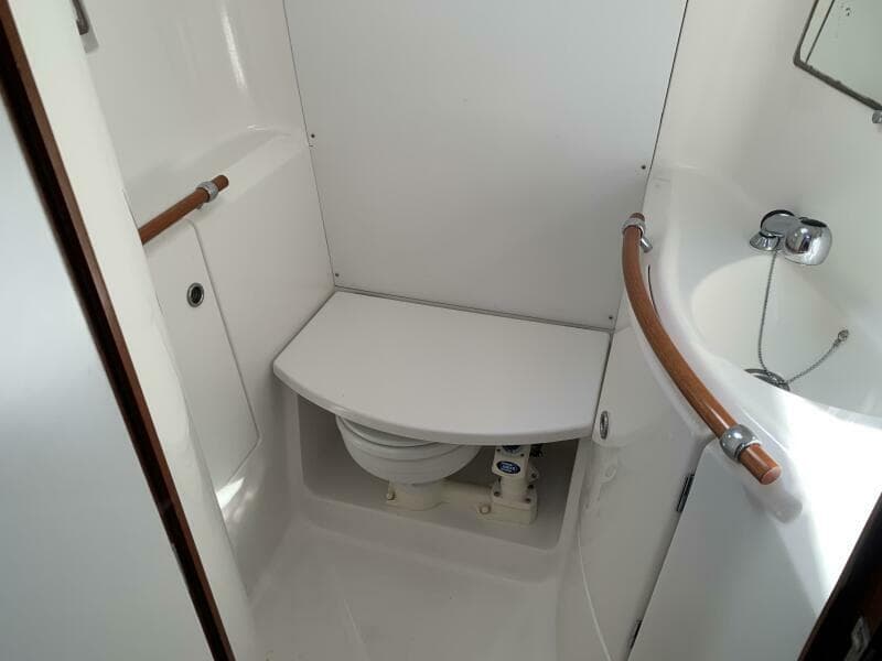 2004 Beneteau Oceanis 393 - Photo 21