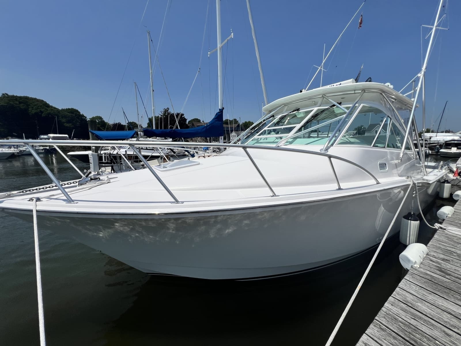 2007 Cabo 35 Express - Photo 2