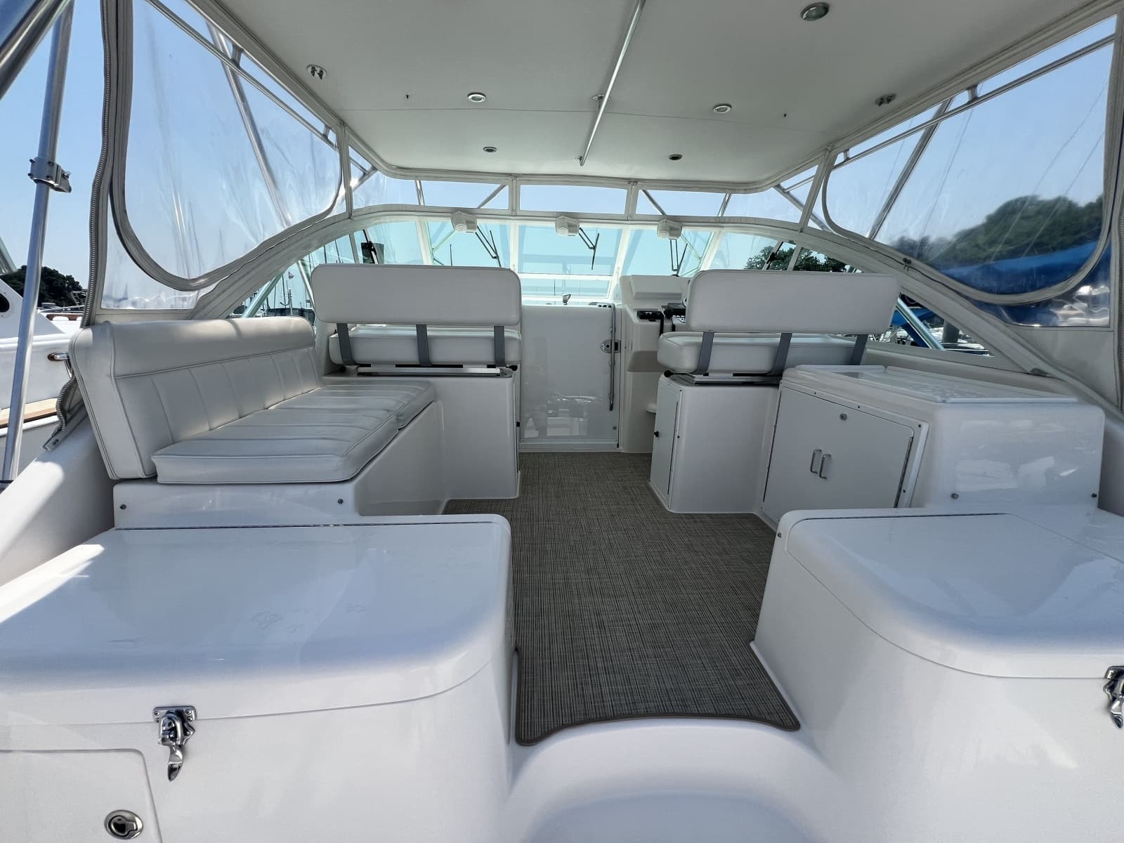 2007 Cabo 35 Express - Photo 7