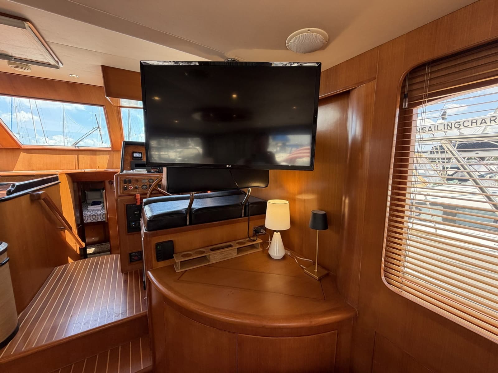 2005 Ocean Alexander  - Photo 42