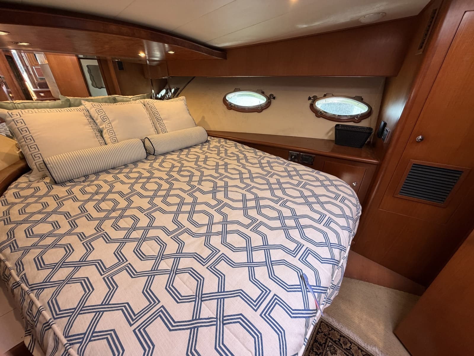 2005 Ocean Alexander  - Photo 54