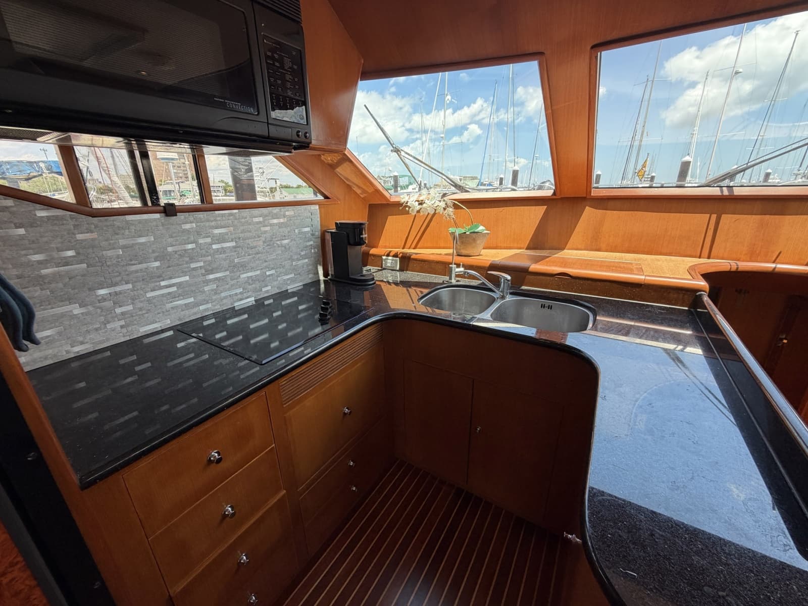 2005 Ocean Alexander  - Photo 43