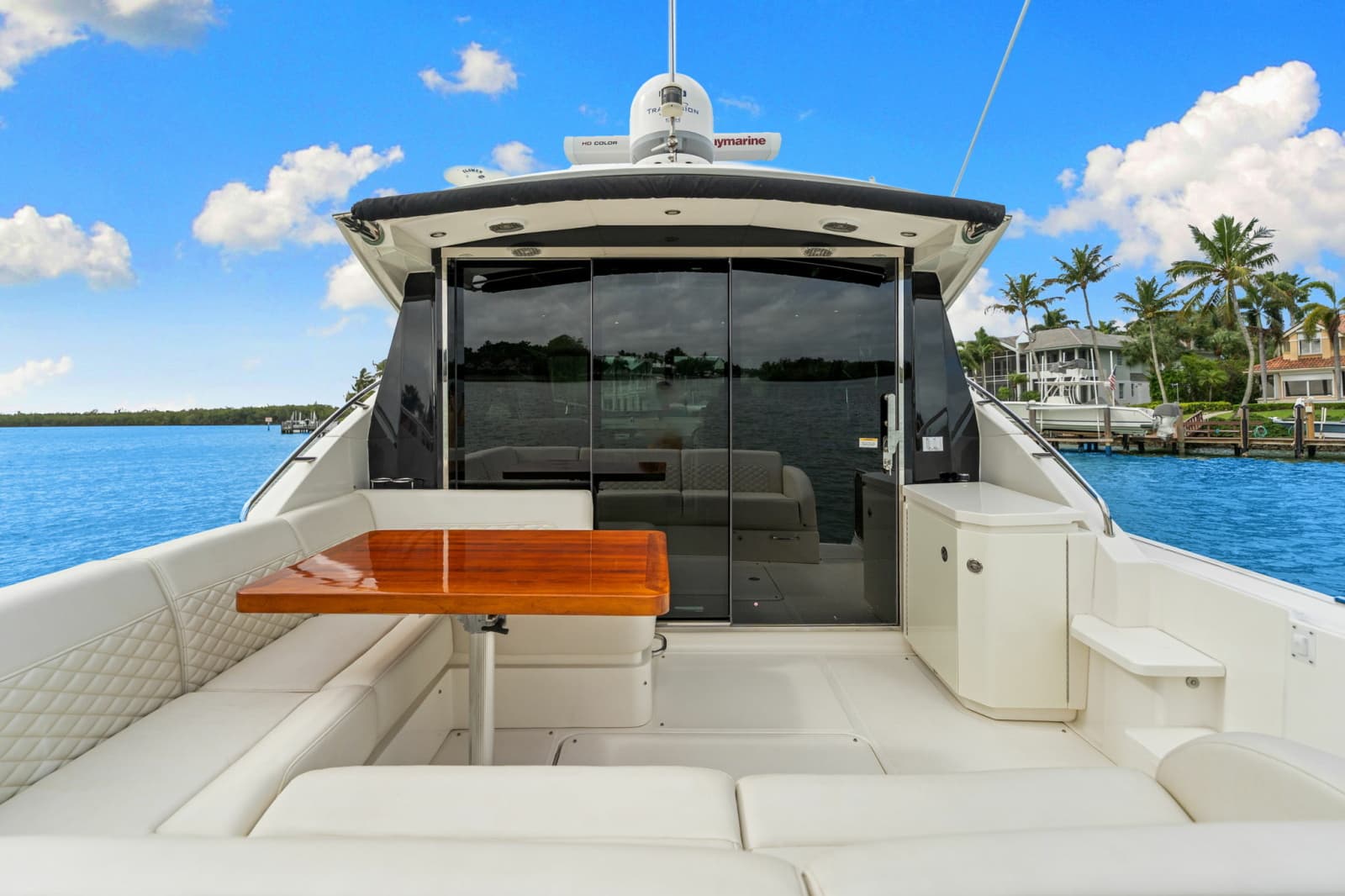 2017 Sea Ray SUNDANCER 510 - Photo 46