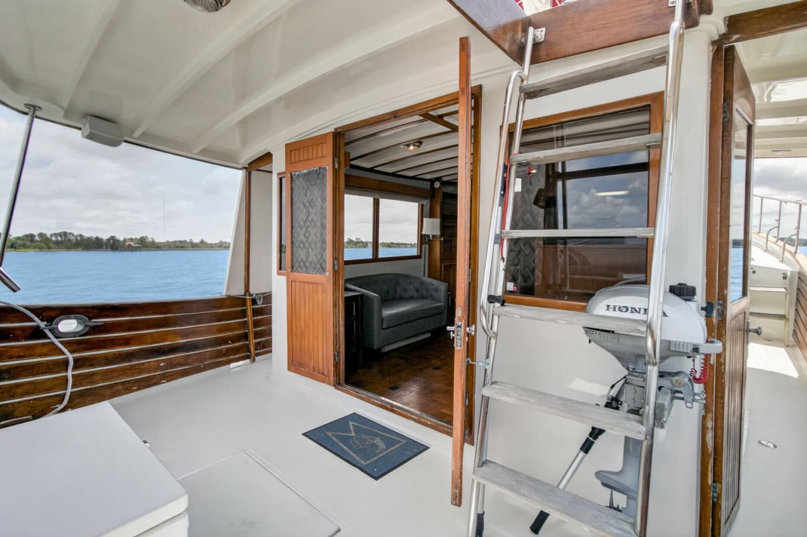 1988 Kadey-Krogen 42 - Photo 37