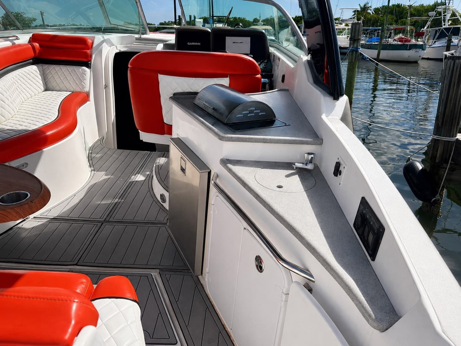 2012 Rinker 310 Express Cruiser - Photo 12