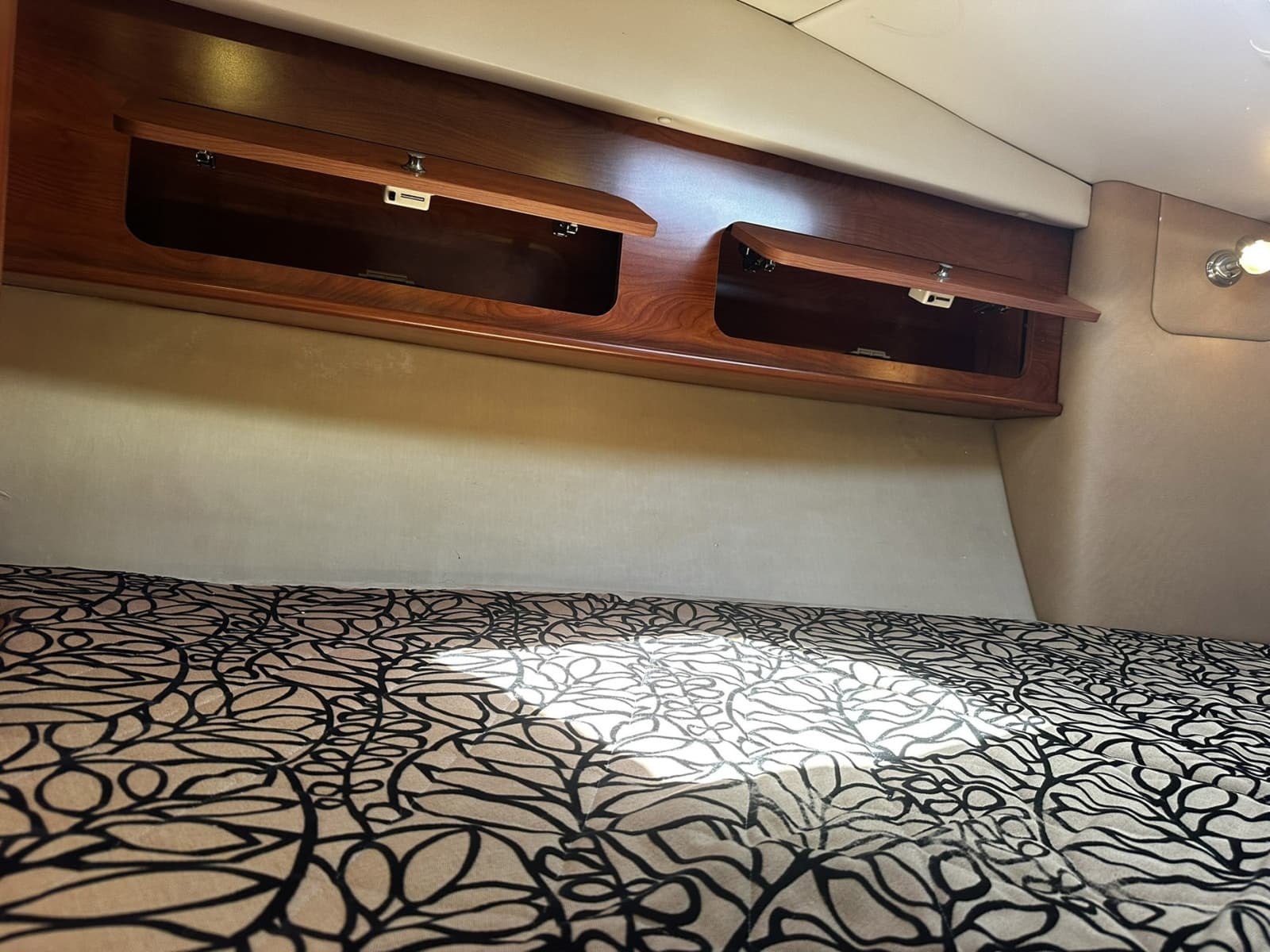 2012 Rinker 310 Express Cruiser - Photo 41