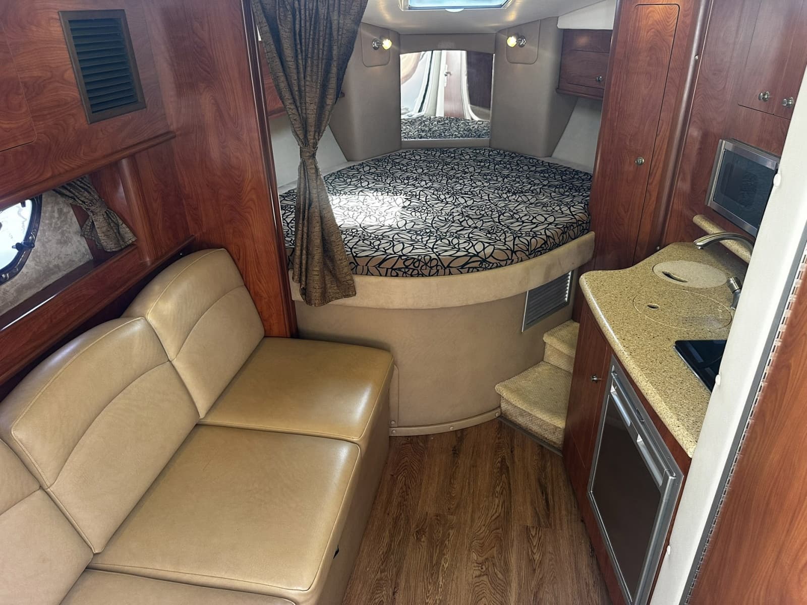 2012 Rinker 310 Express Cruiser - Photo 31