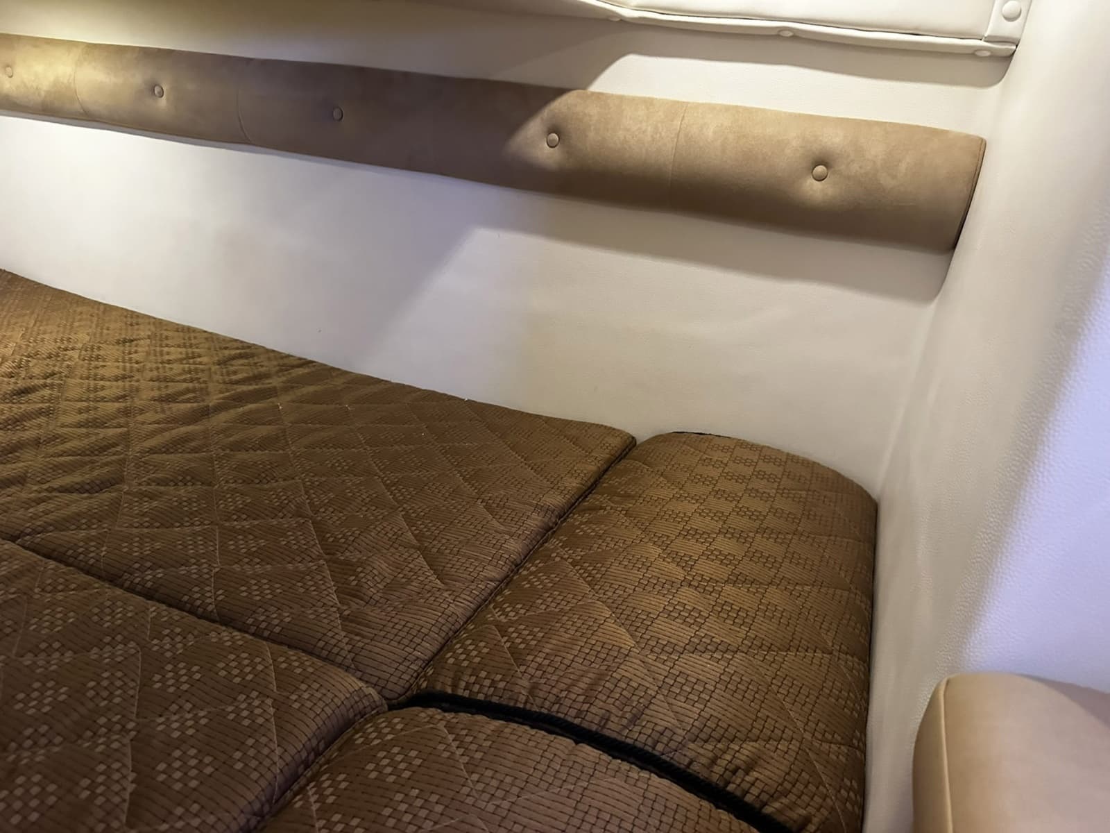 2012 Rinker 310 Express Cruiser - Photo 34