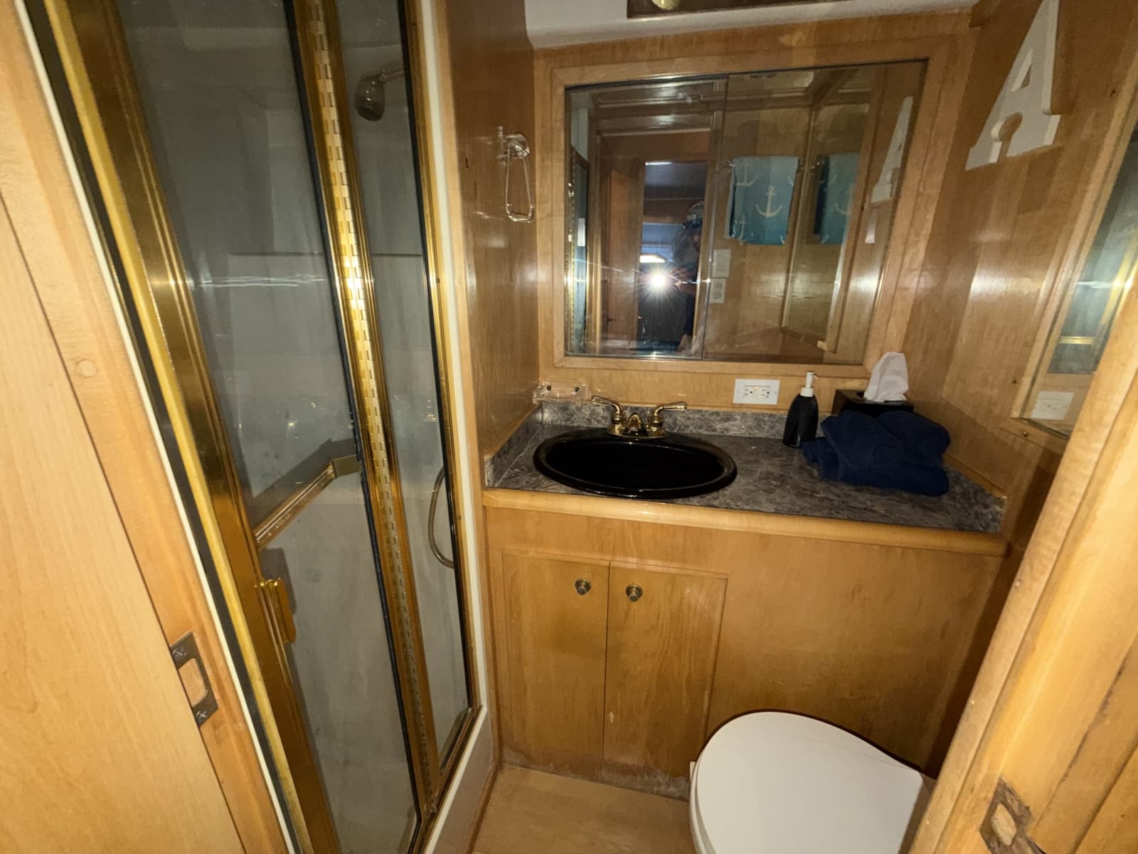 1999 Navigator 5300 - Photo 33