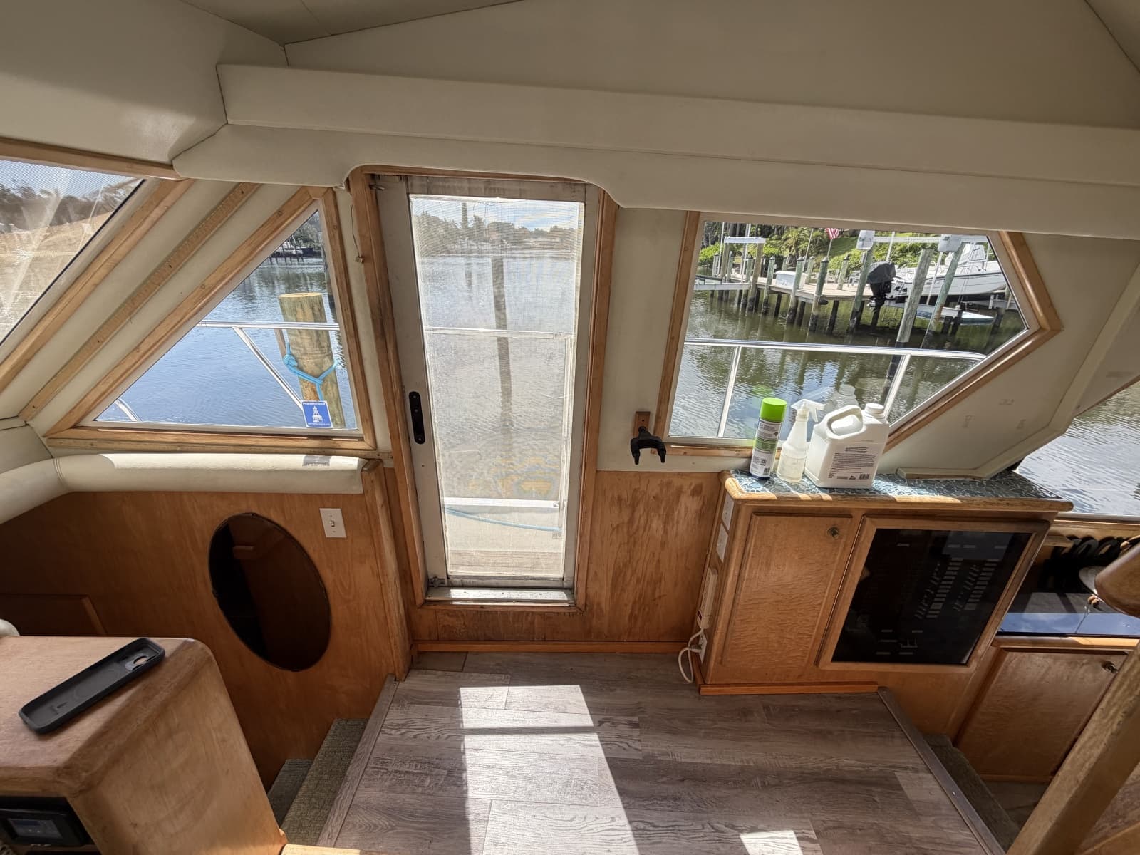 1999 Navigator 5300 - Photo 22