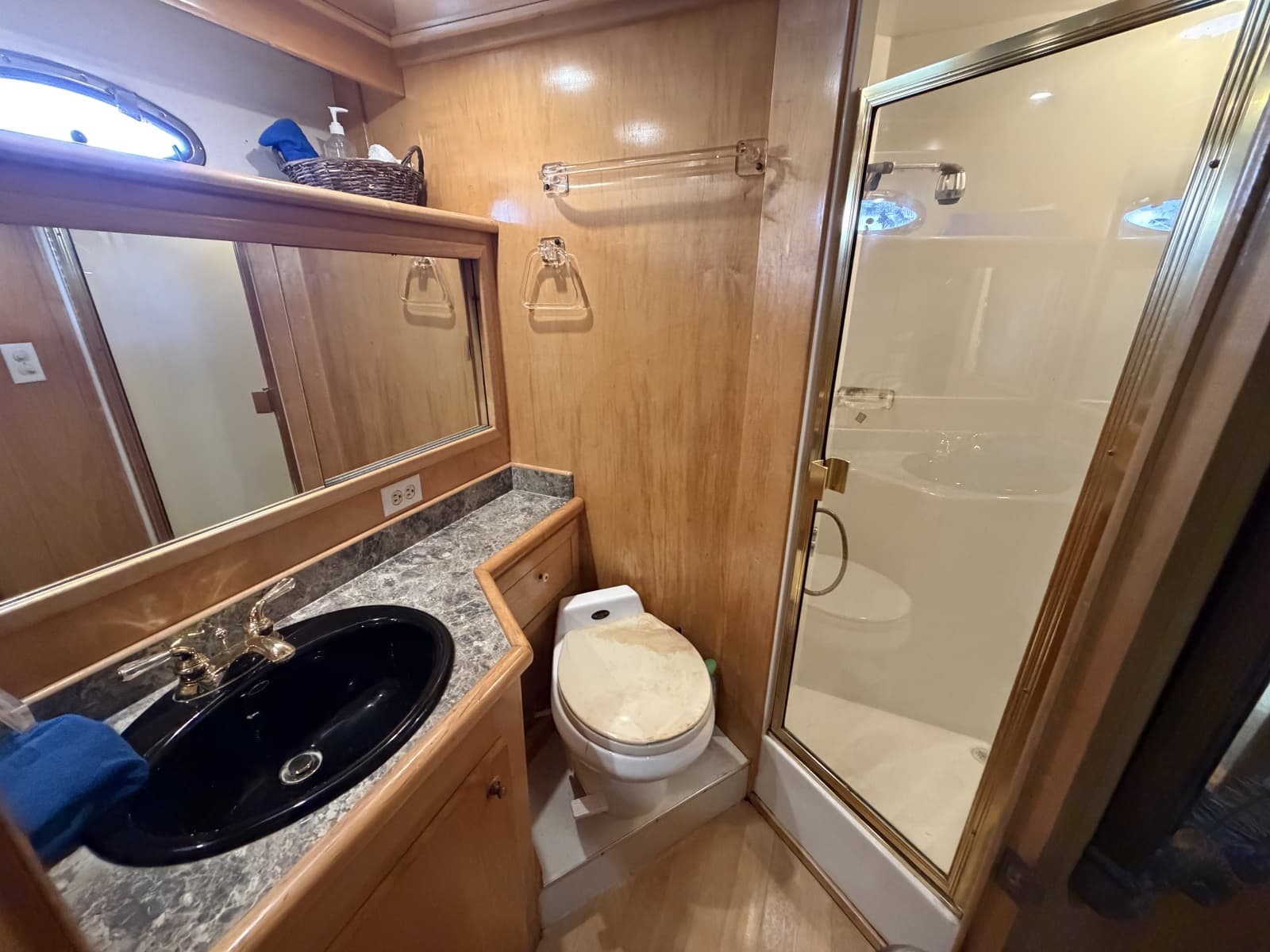 1999 Navigator 5300 - Photo 27