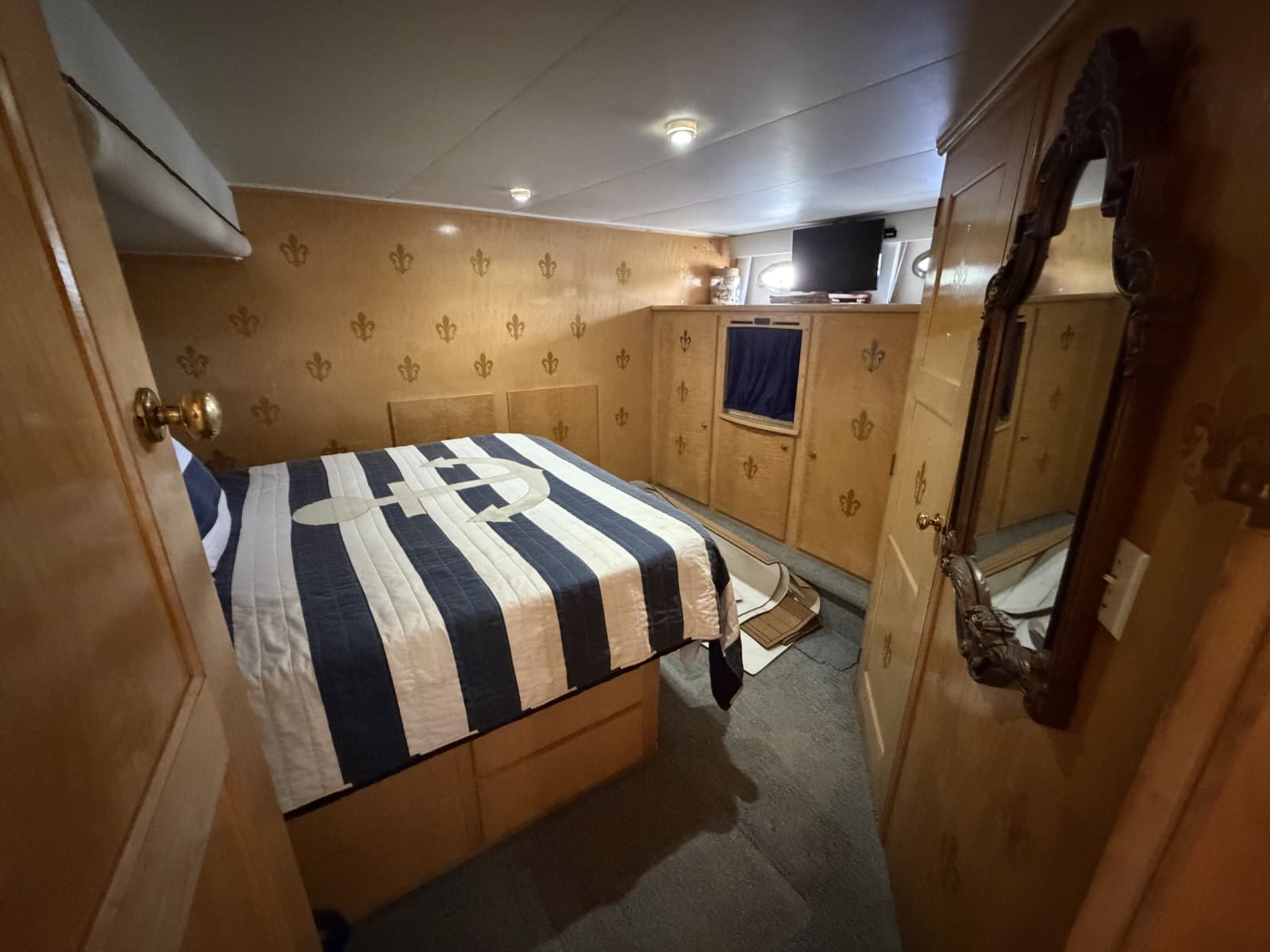 1999 Navigator 5300 - Photo 24