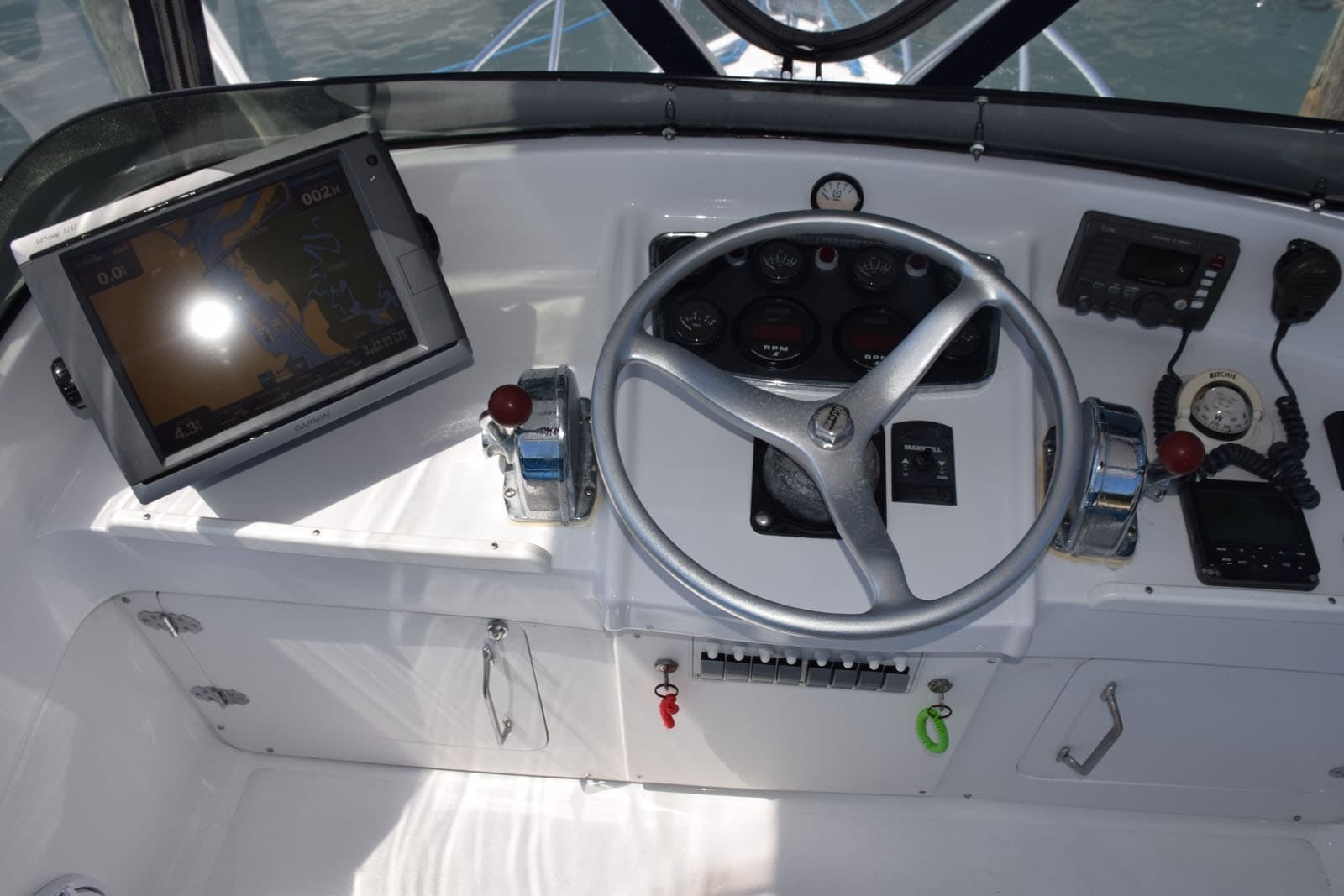 1976 Bertram Flybridge Cruiser - Photo 14