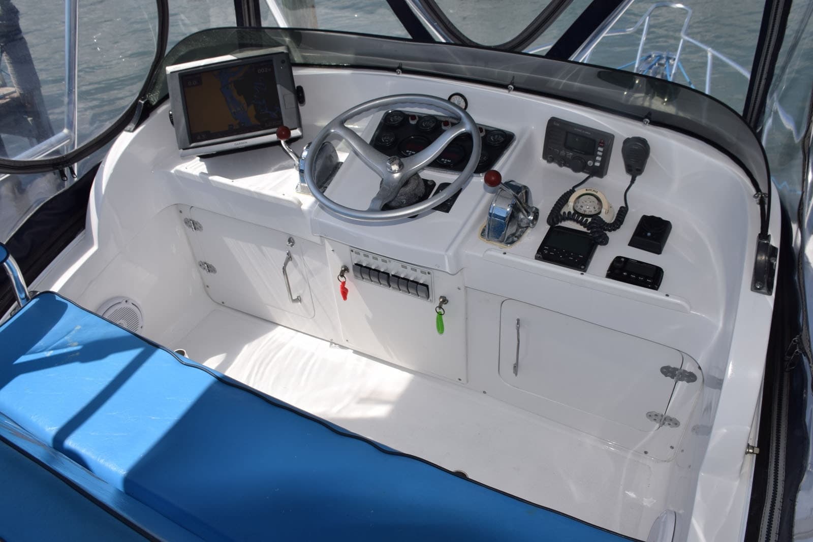 1976 Bertram Flybridge Cruiser - Photo 12