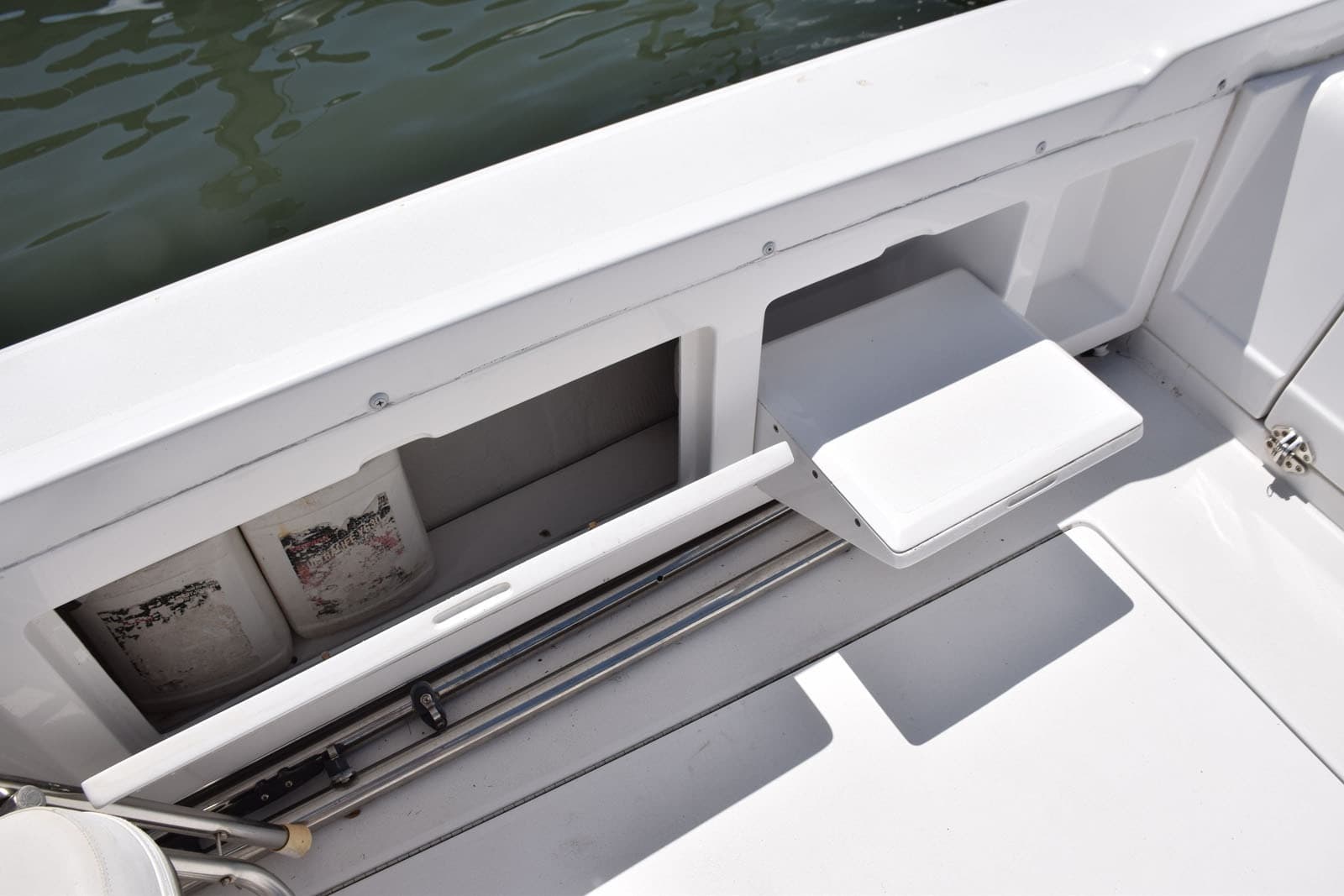 1976 Bertram Flybridge Cruiser - Photo 53