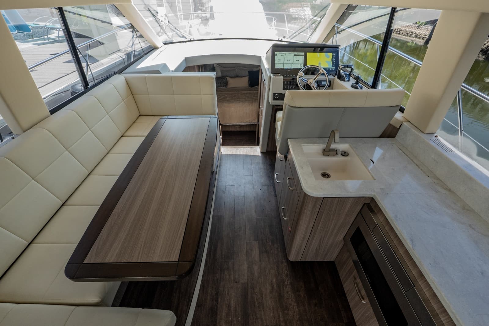 2022 Regal 42 XO - Photo 32