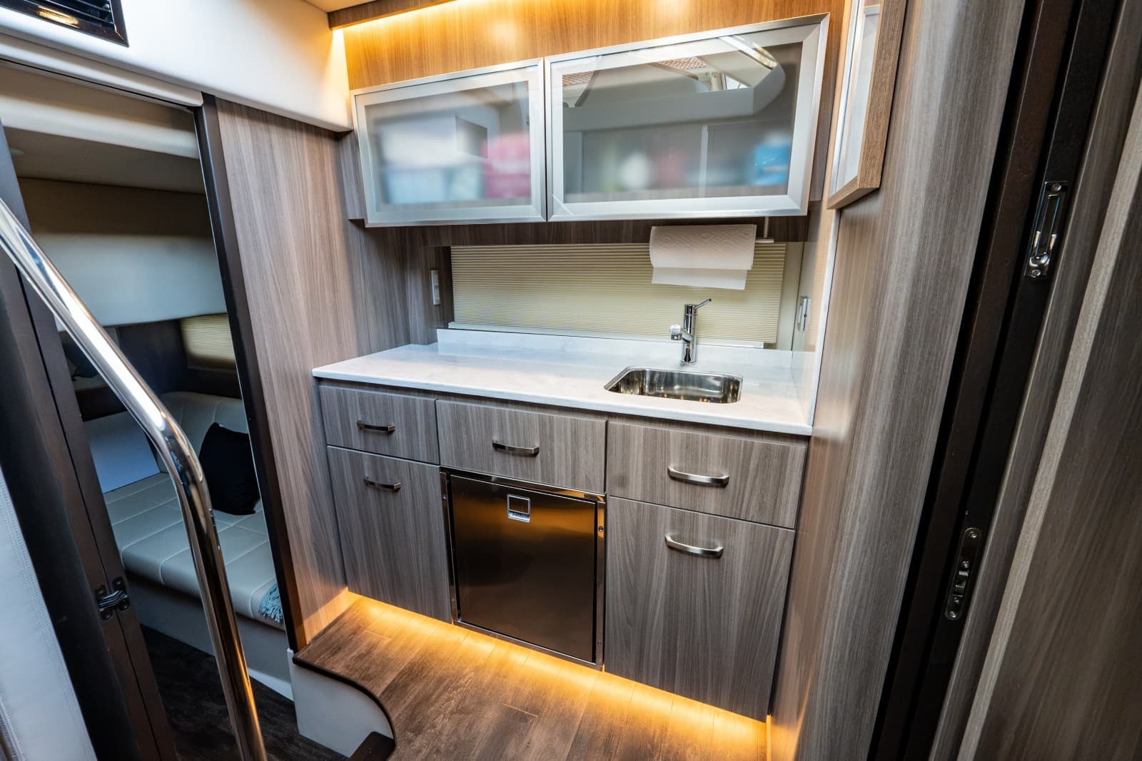 2022 Regal 42 XO - Photo 58
