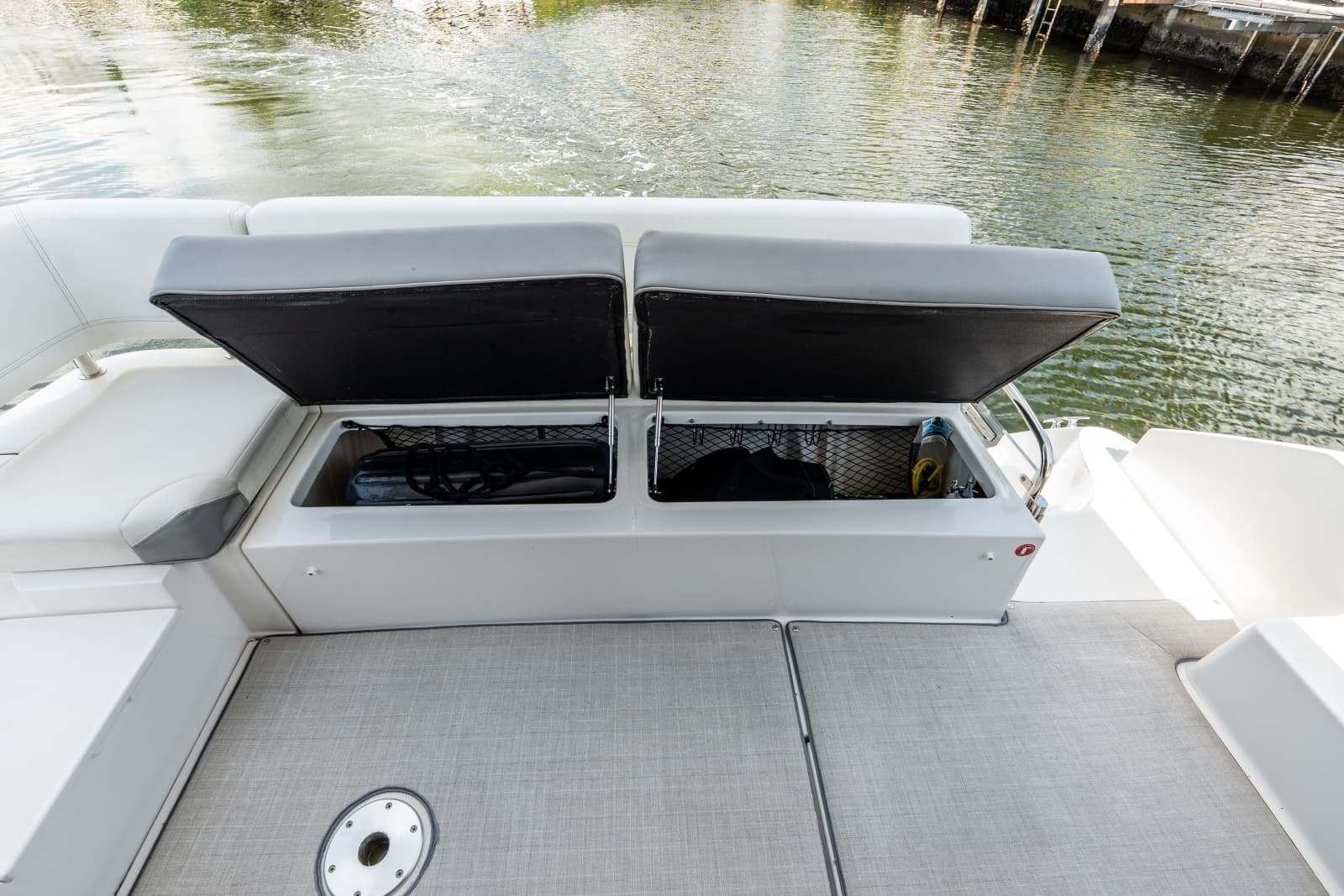2022 Regal 42 XO - Photo 29