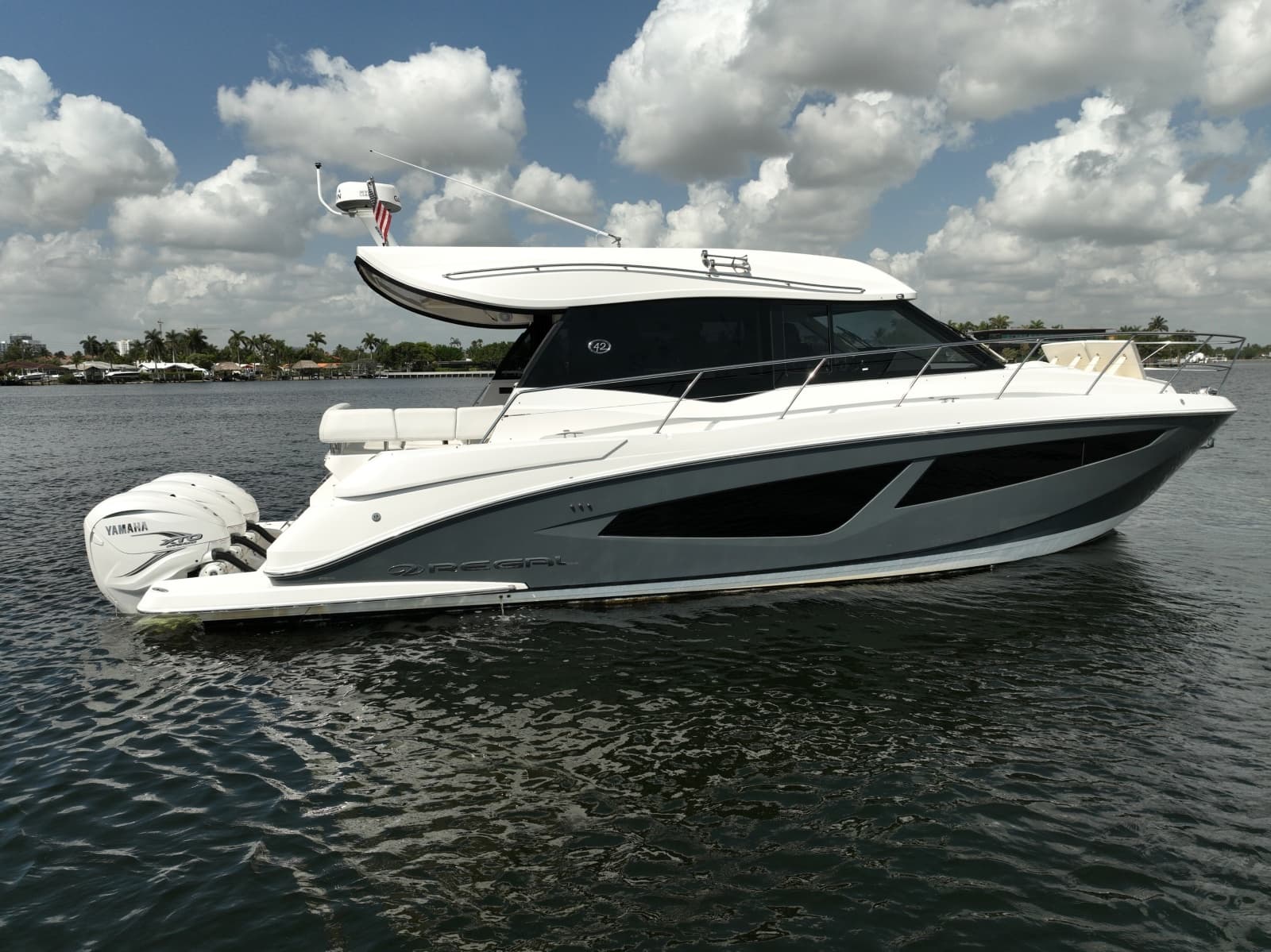 2022 Regal 42 XO - Photo 9