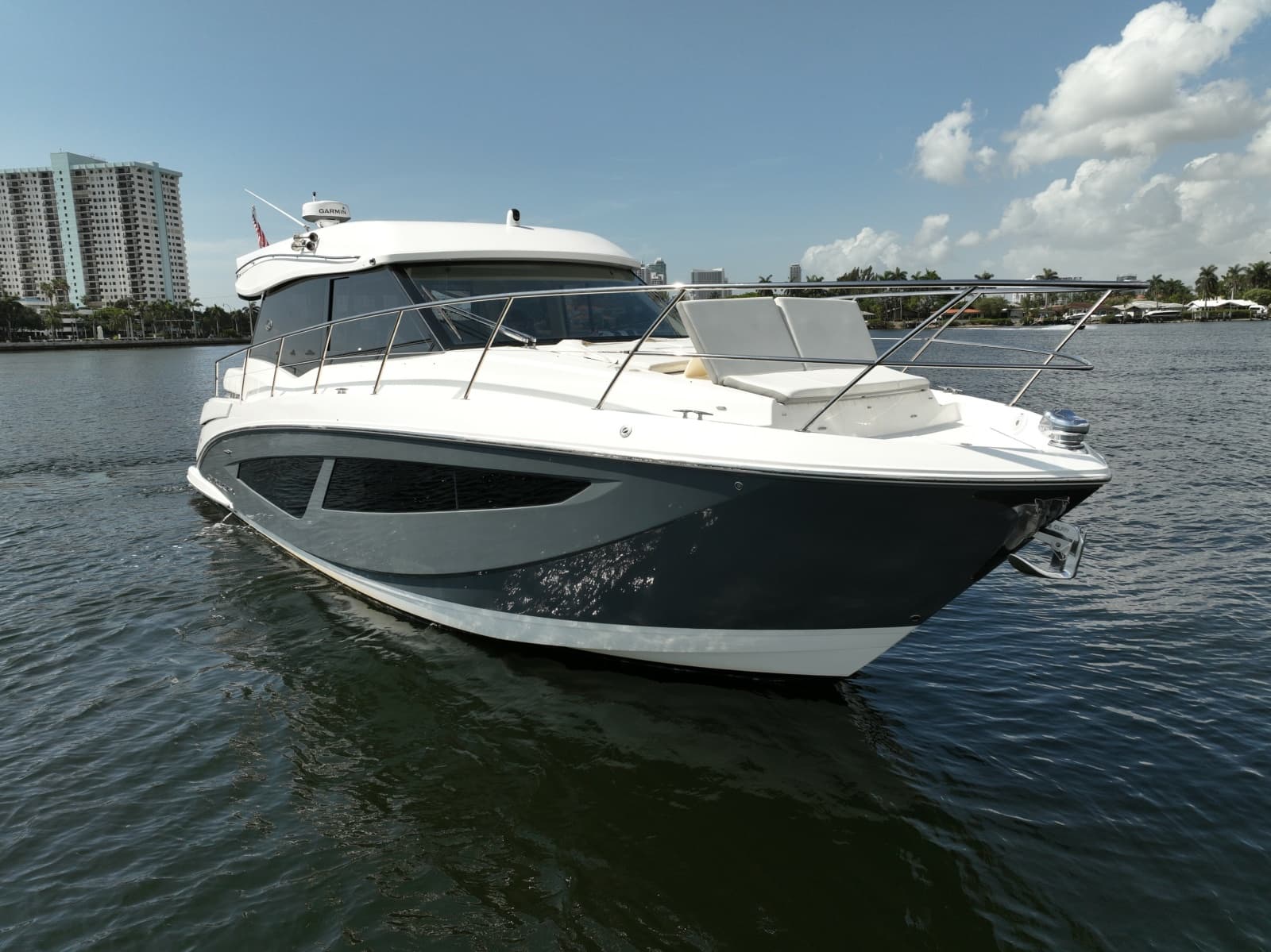 2022 Regal 42 XO - Photo 16
