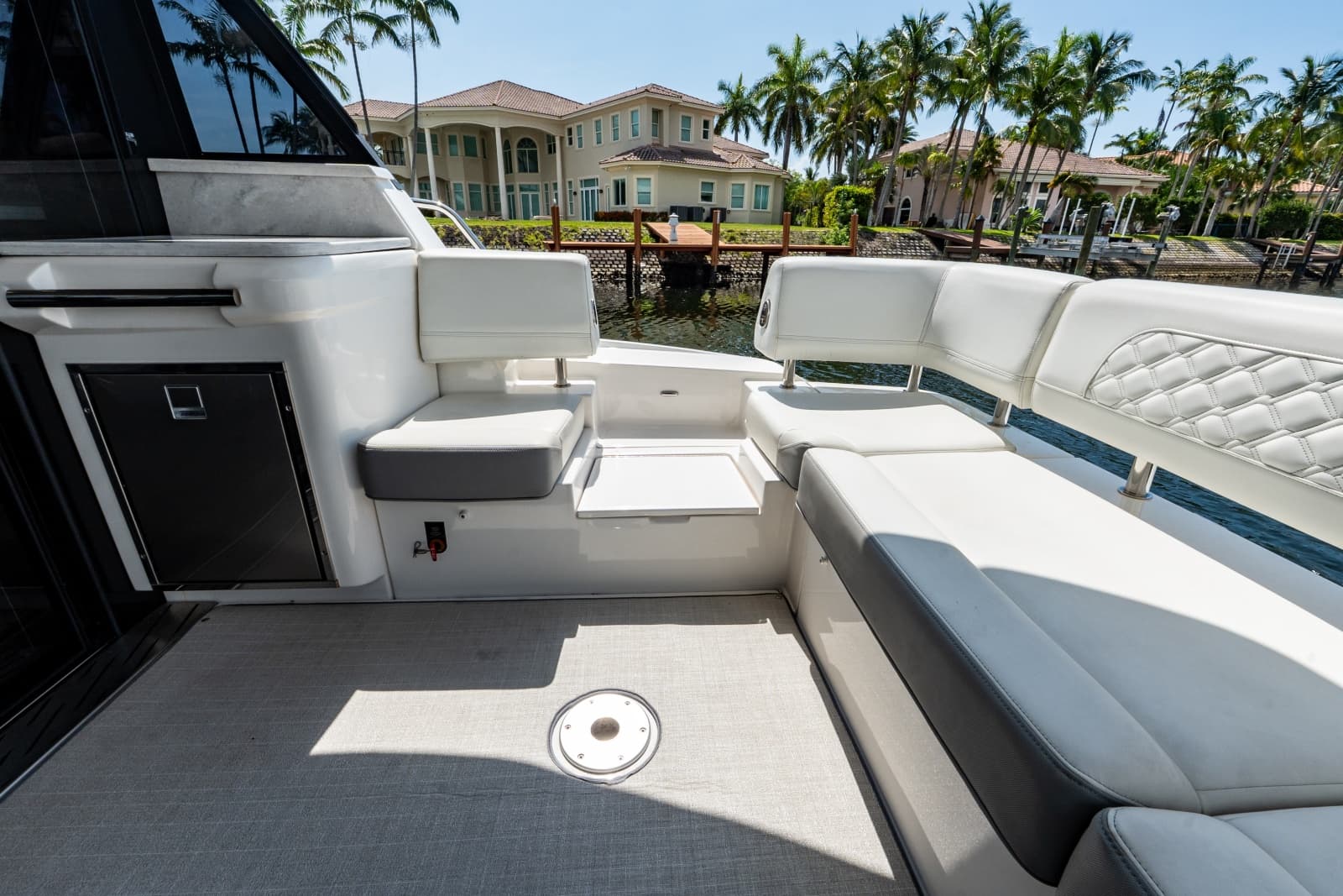 2022 Regal 42 XO - Photo 22