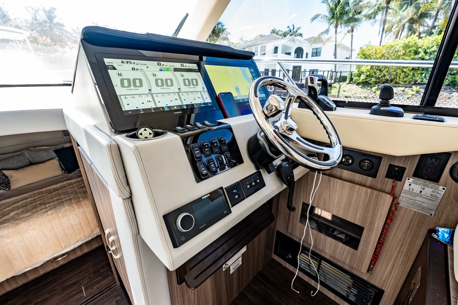 2022 Regal 42 XO - Photo 42
