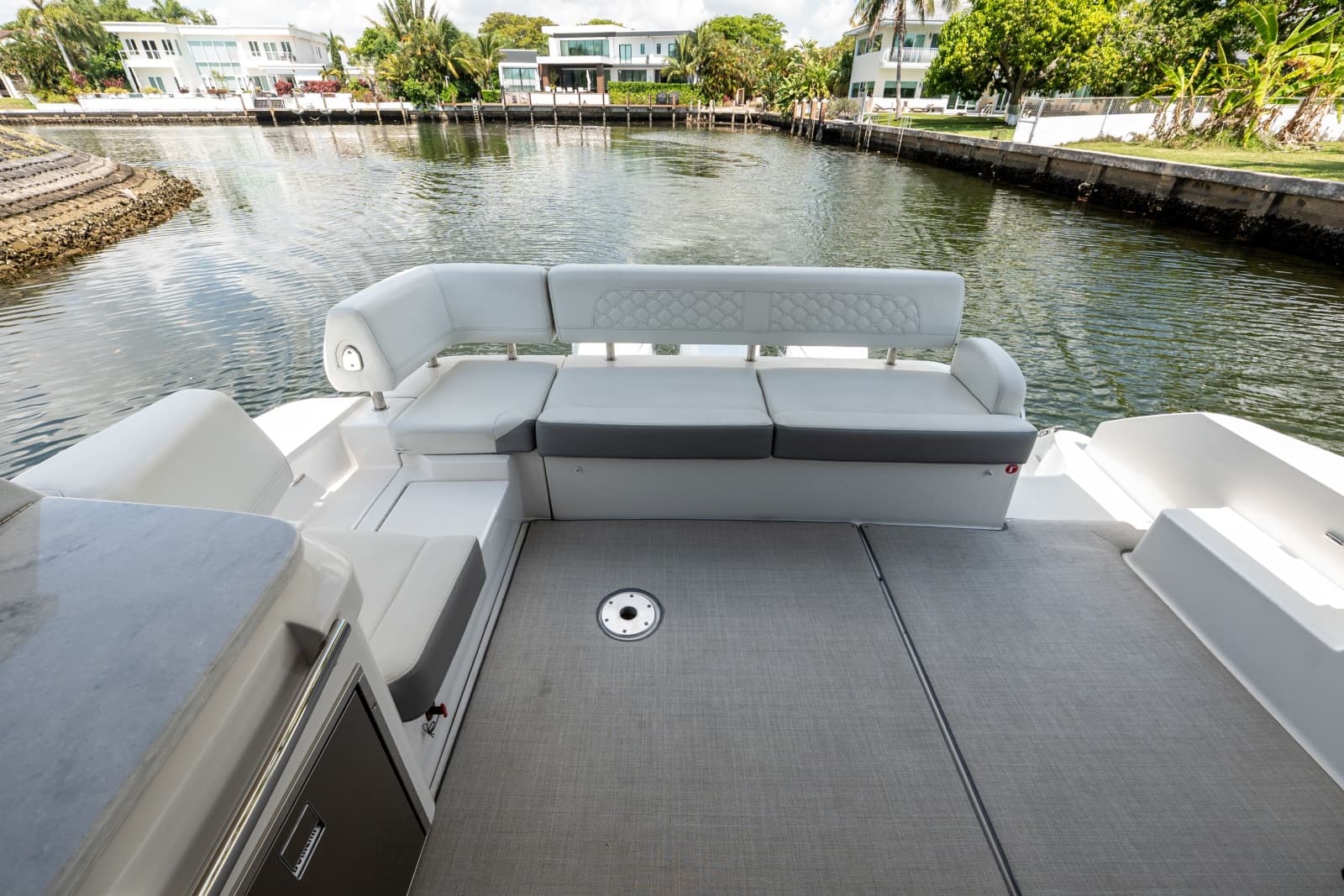 2022 Regal 42 XO - Photo 28