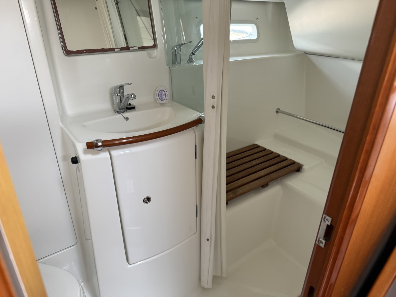 2007 Beneteau 373 - Photo 24