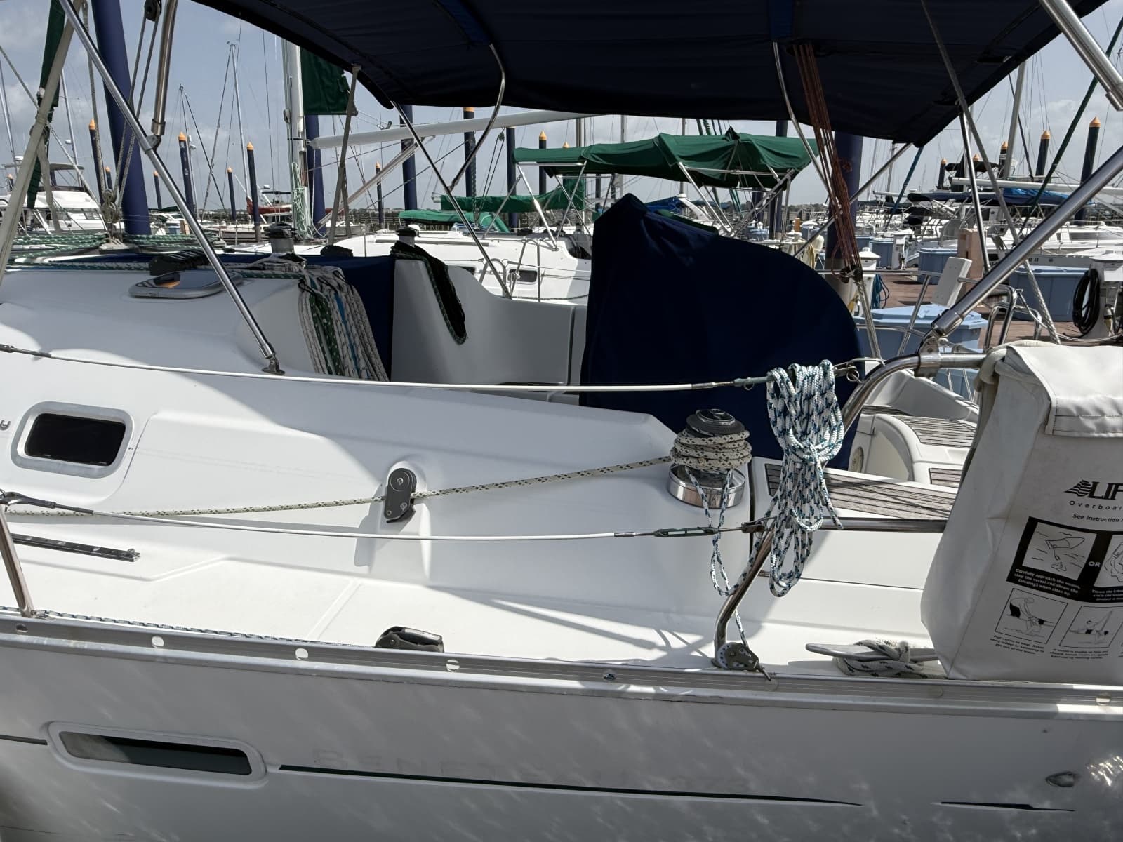 2007 Beneteau 373 - Photo 12