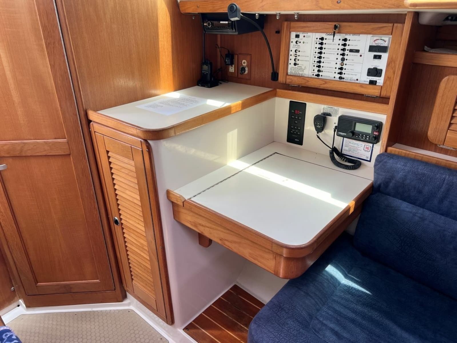 2001 Catalina MKII - Photo 19