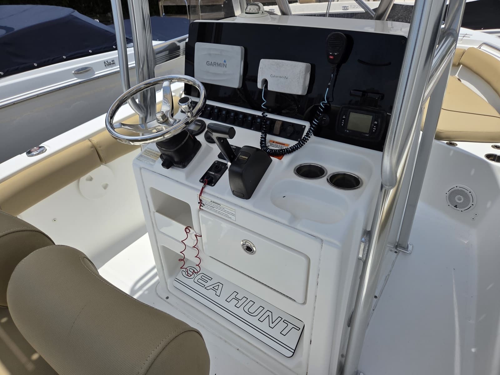 2017 Sea Hunt Ultra 211 - Photo 14