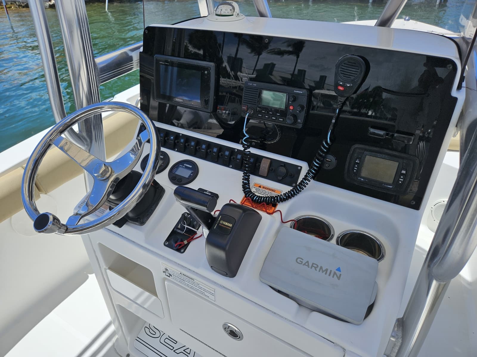 2017 Sea Hunt Ultra 211 - Photo 15