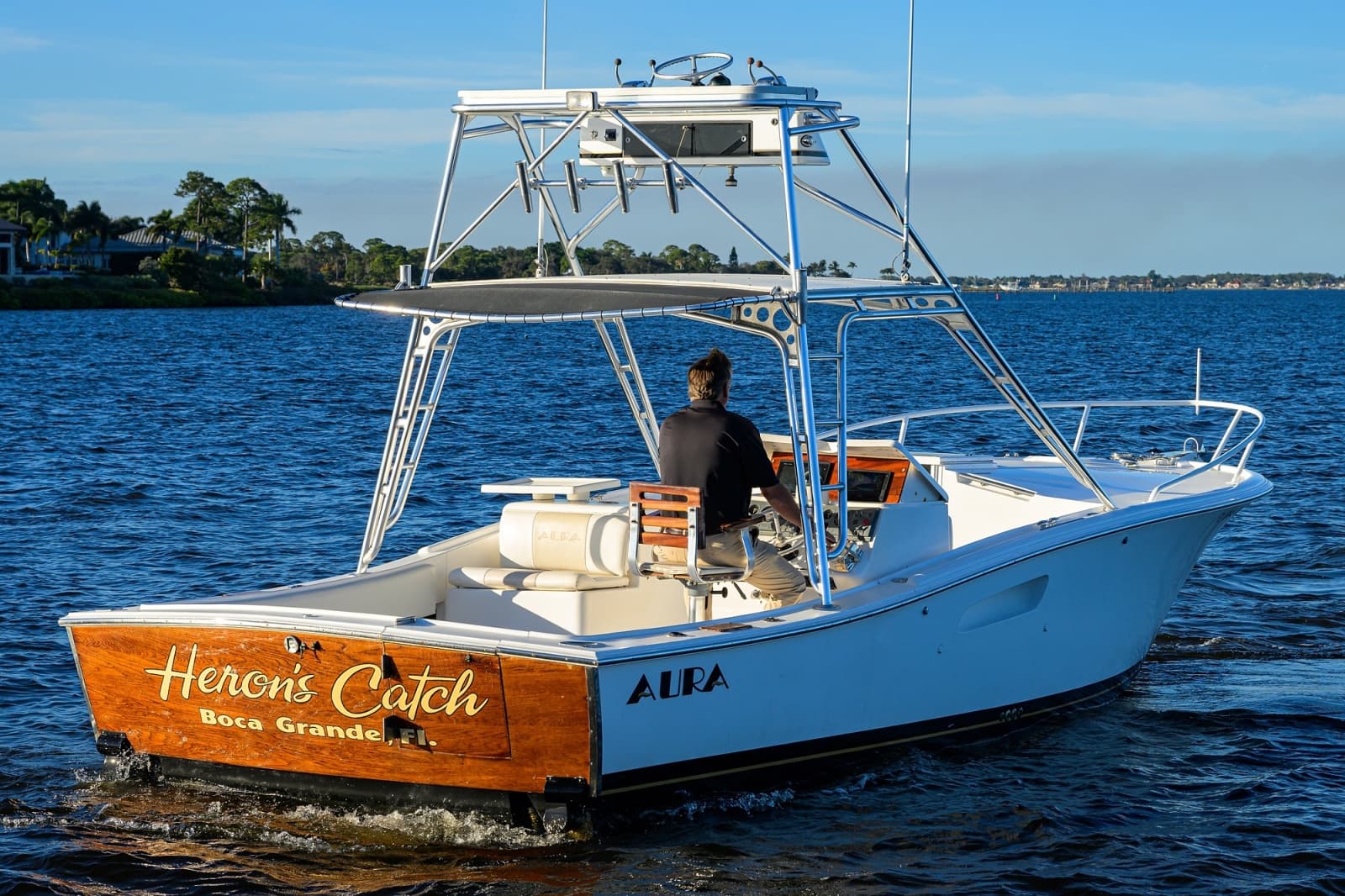 1998 Lazzara Yachts 28 Aura Tournament - Photo 36
