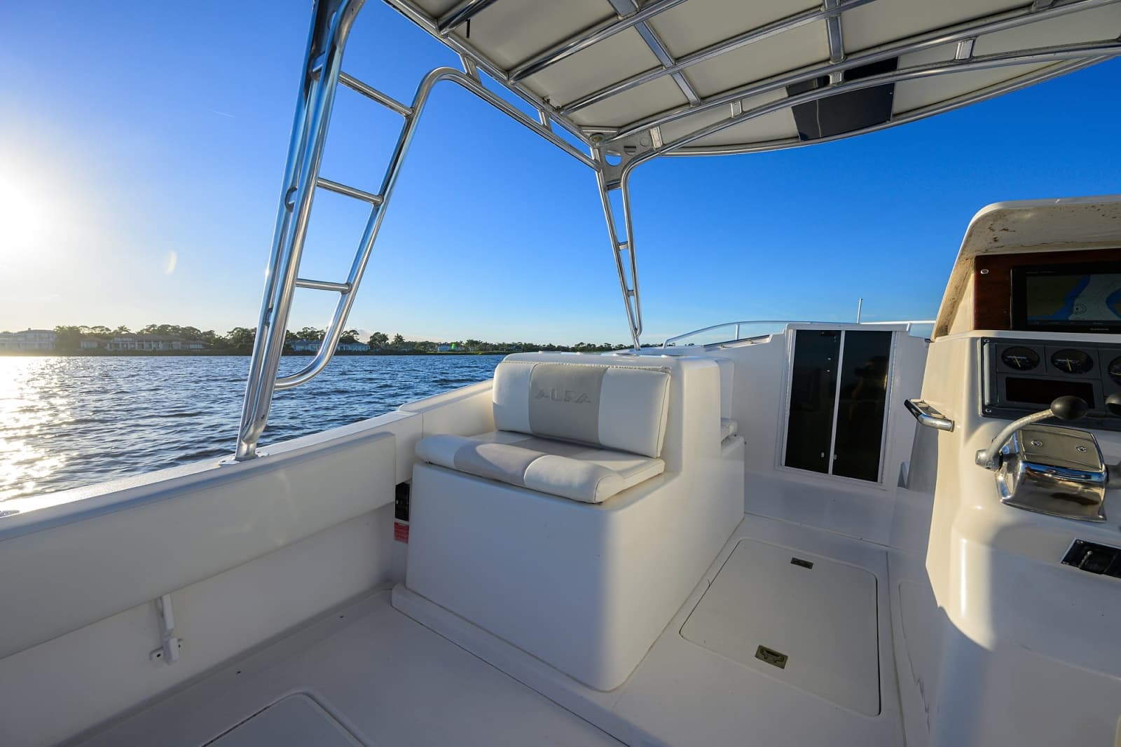 1998 Lazzara Yachts 28 Aura Tournament - Photo 25