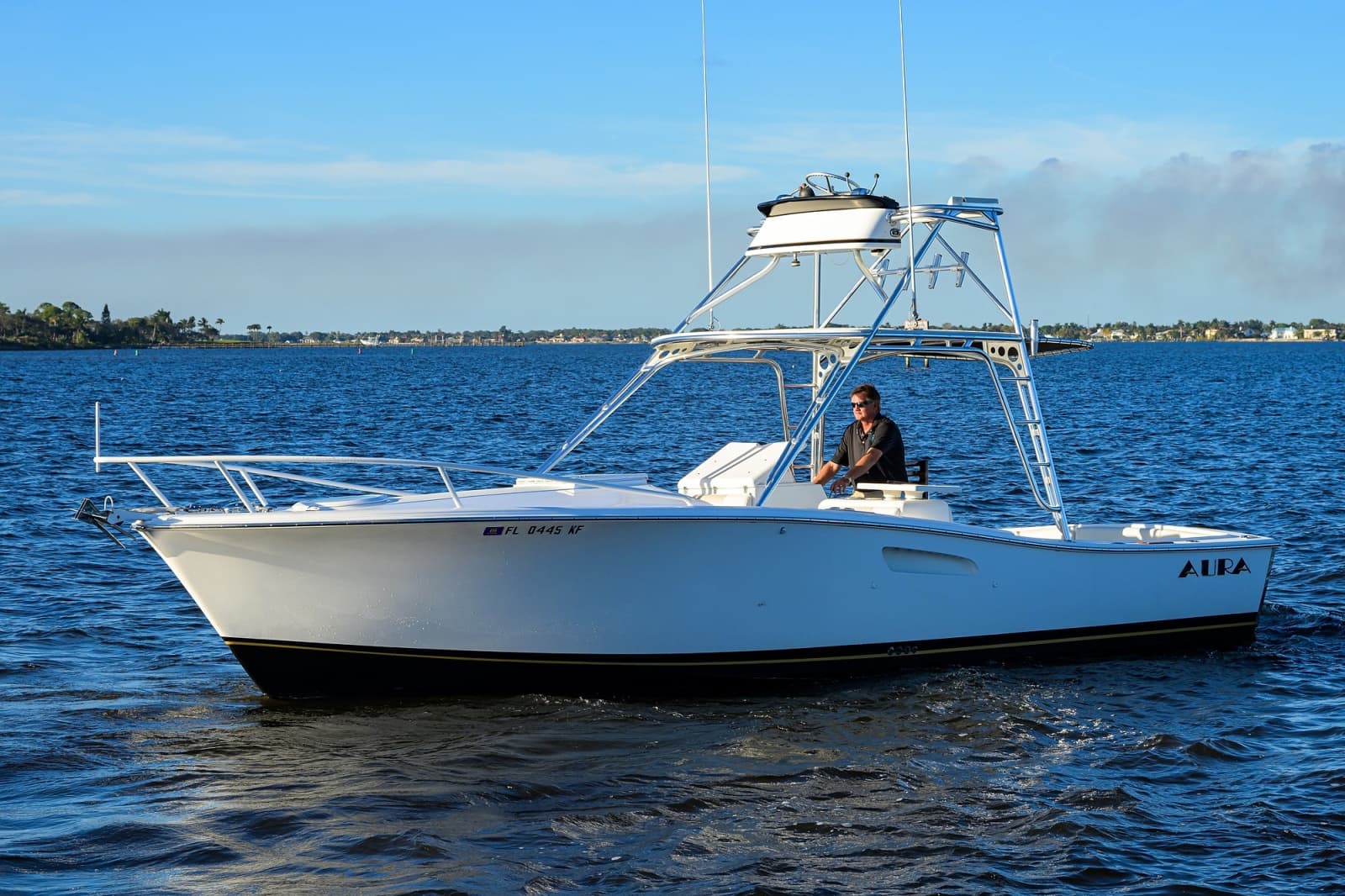 1998 Lazzara Yachts 28 Aura Tournament - Photo 34