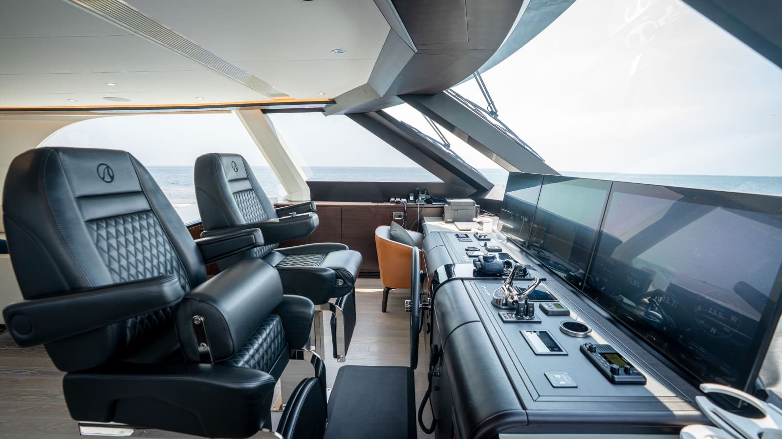 2025 Ocean Alexander 32L - Photo 40