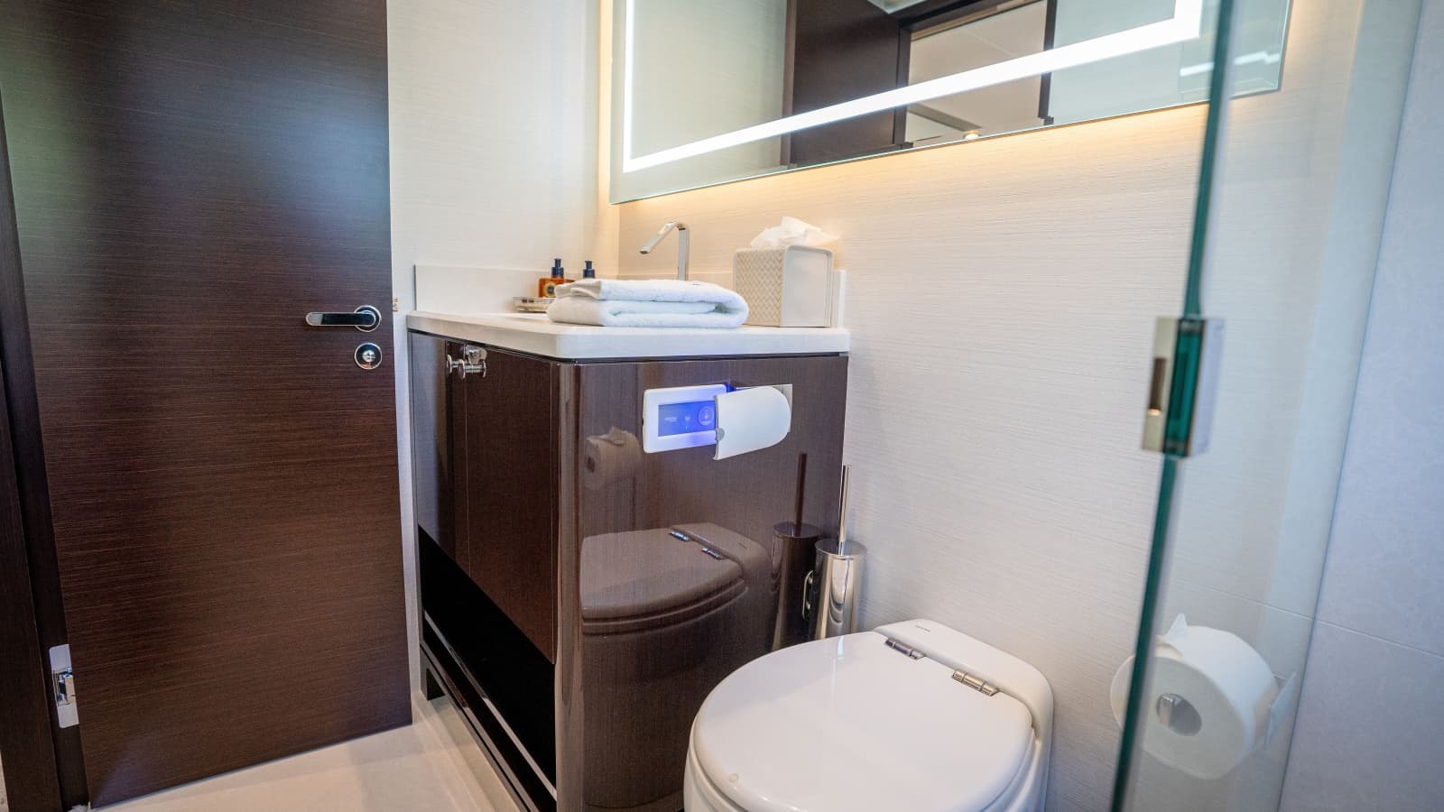 2025 Ocean Alexander 32L - Photo 80