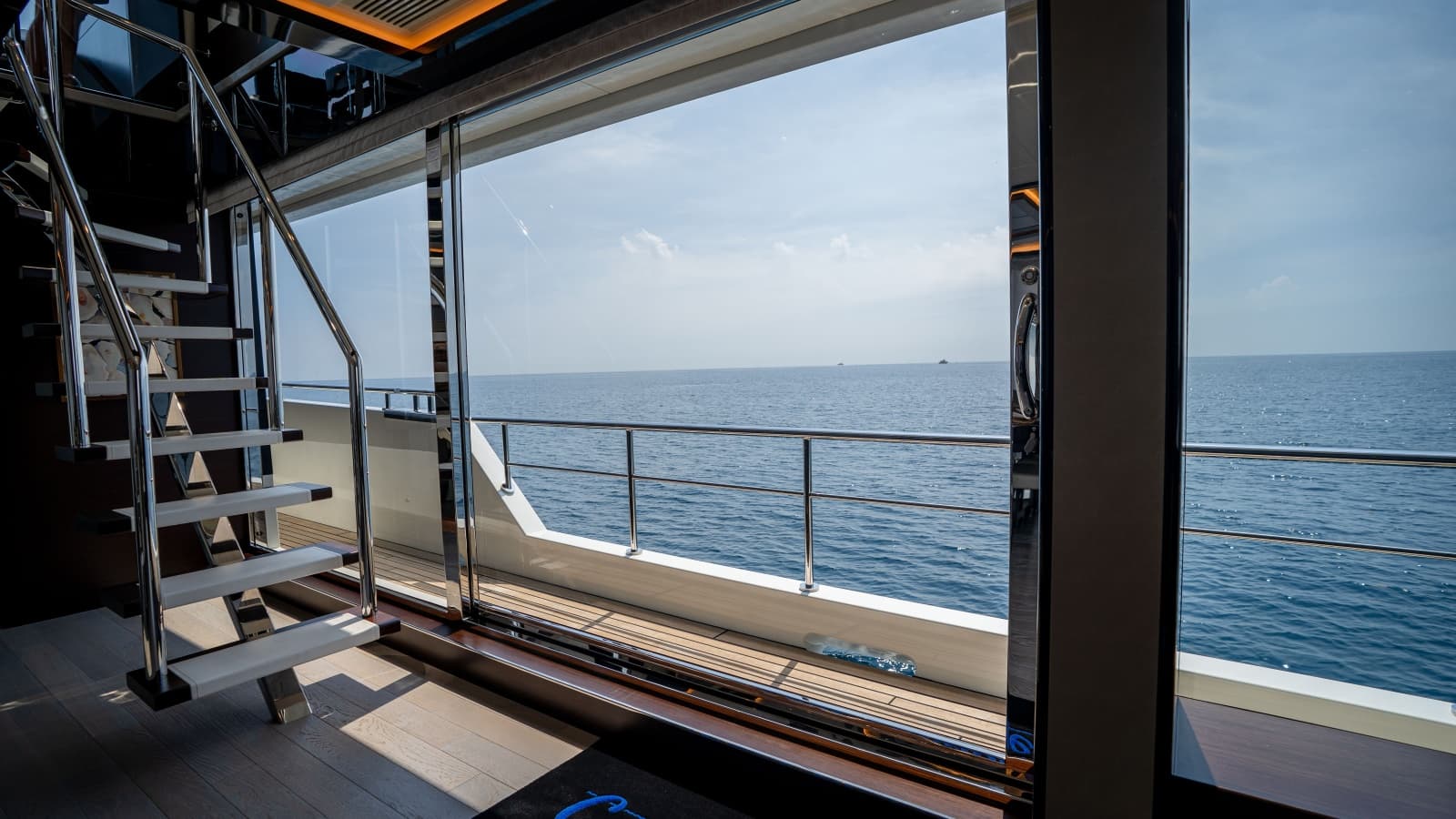 2025 Ocean Alexander 32L - Photo 38