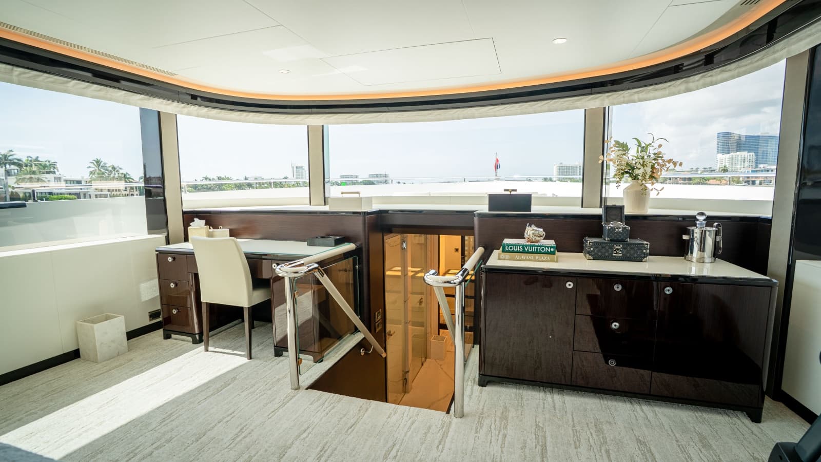 2025 Ocean Alexander 32L - Photo 61